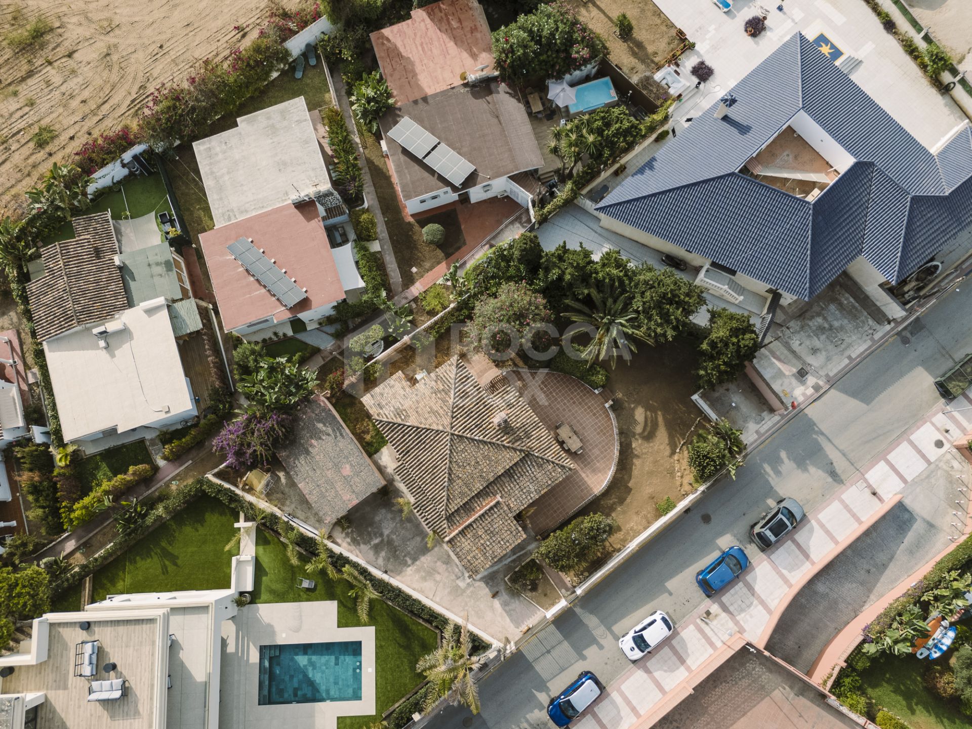 Exclusive Villa for Sale in East Marbella – Urbanization Costa Bella, Second Line to the Beach