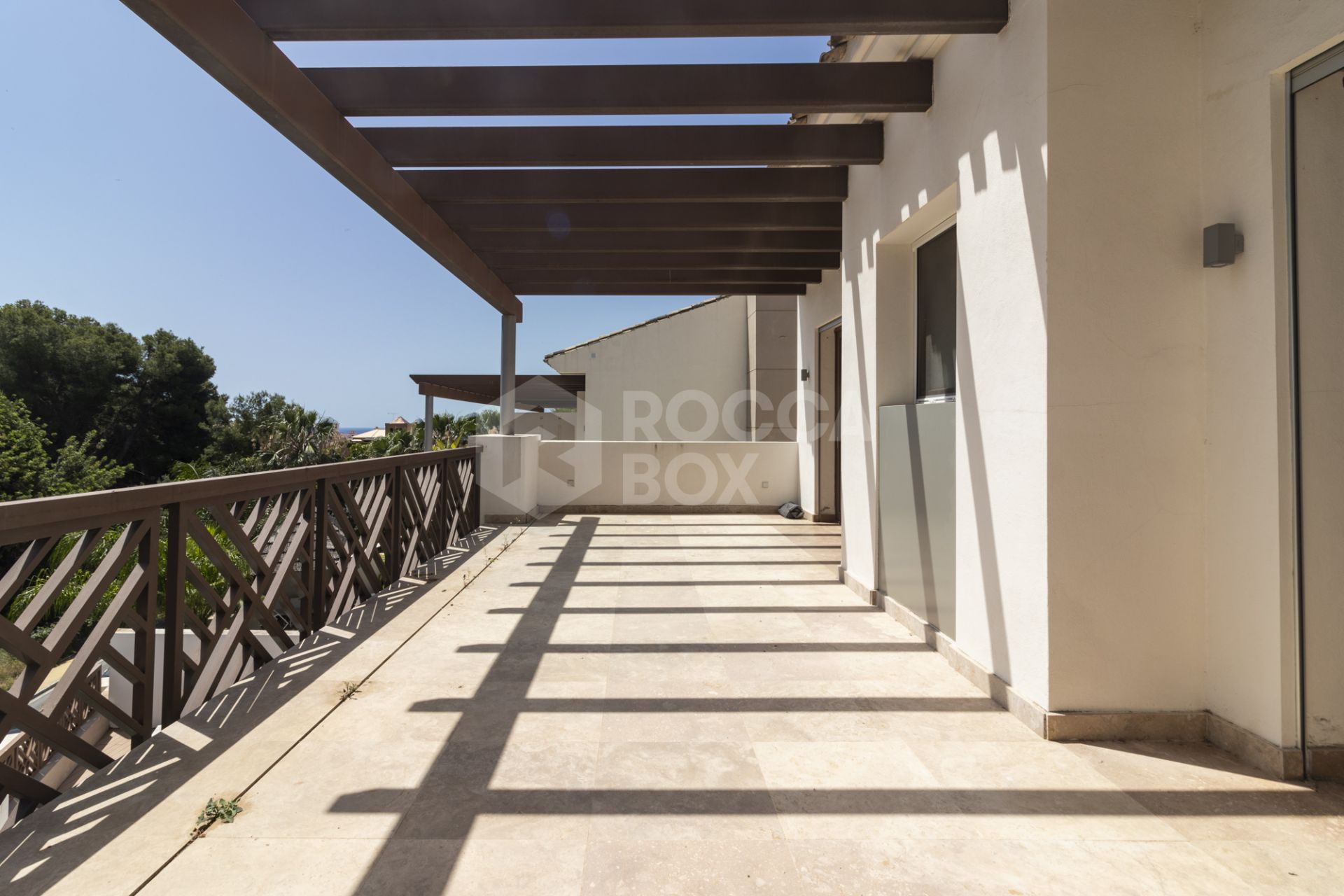 SEMI-DETACHED VILLA IN THE CENTER OF MARBELLA