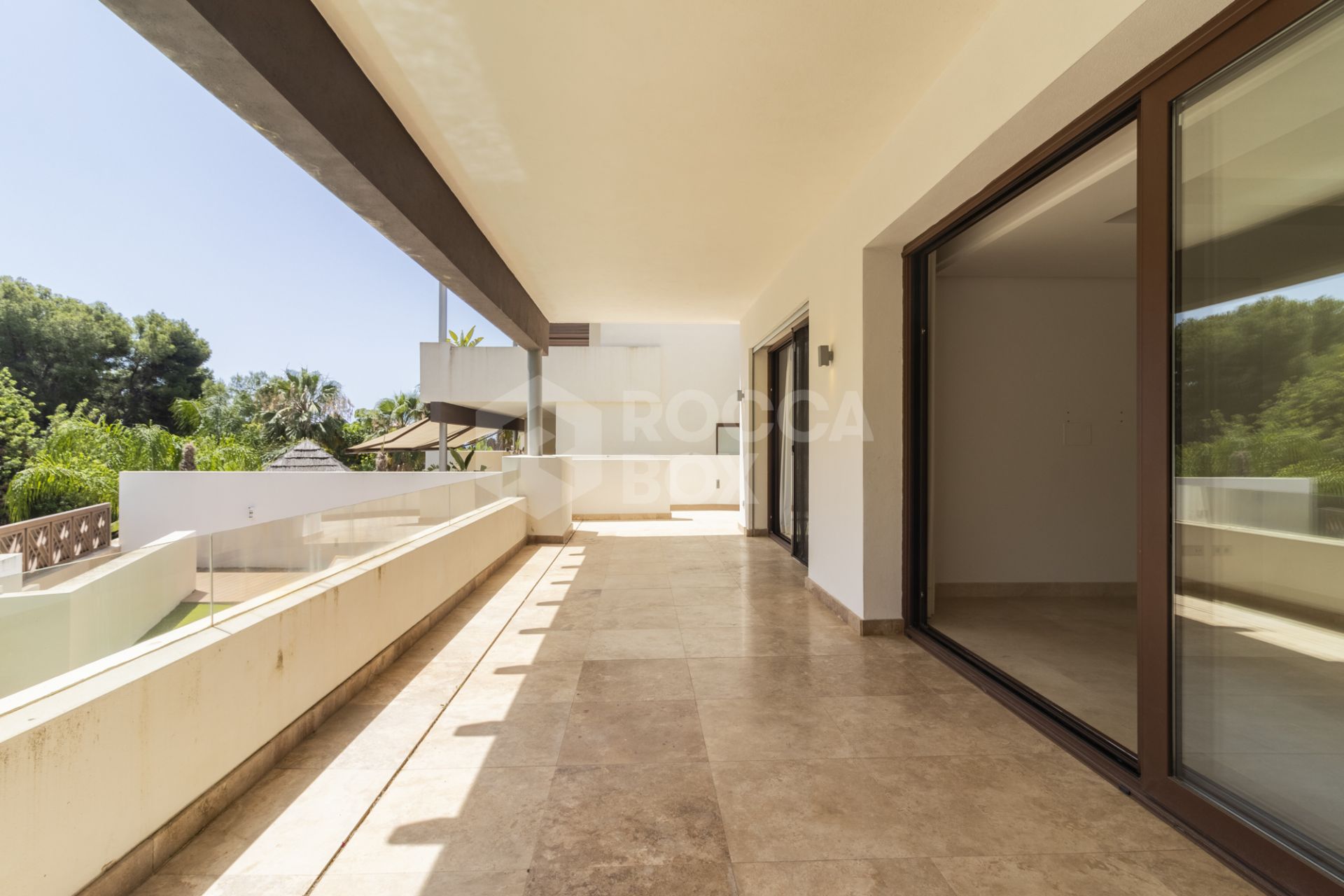 SEMI-DETACHED VILLA IN THE CENTER OF MARBELLA