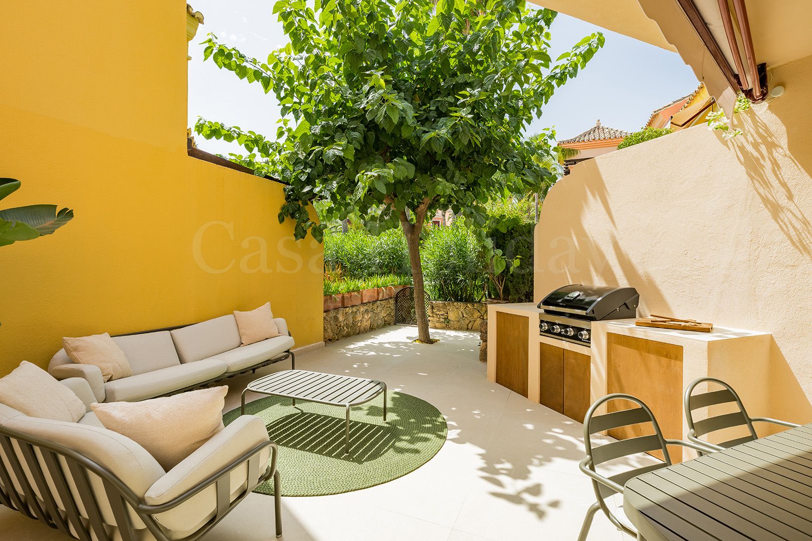 Adosado en Jardines de las Lomas, Marbella