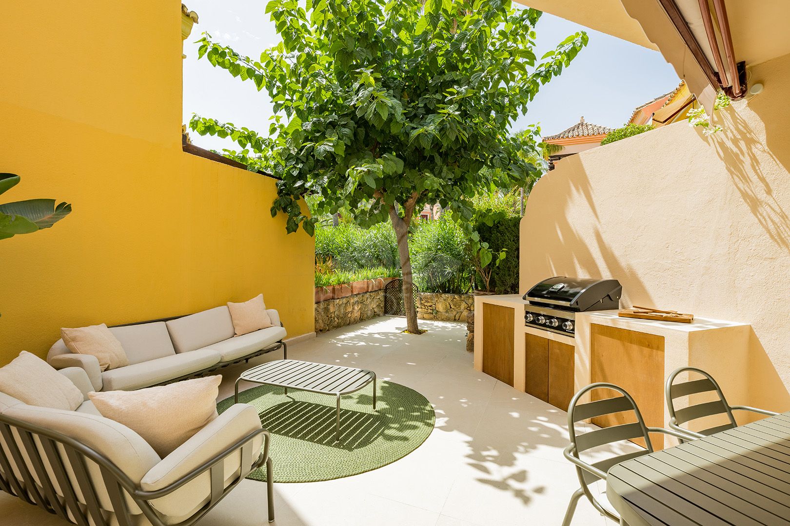 Town House in Jardines de las Lomas, Marbella