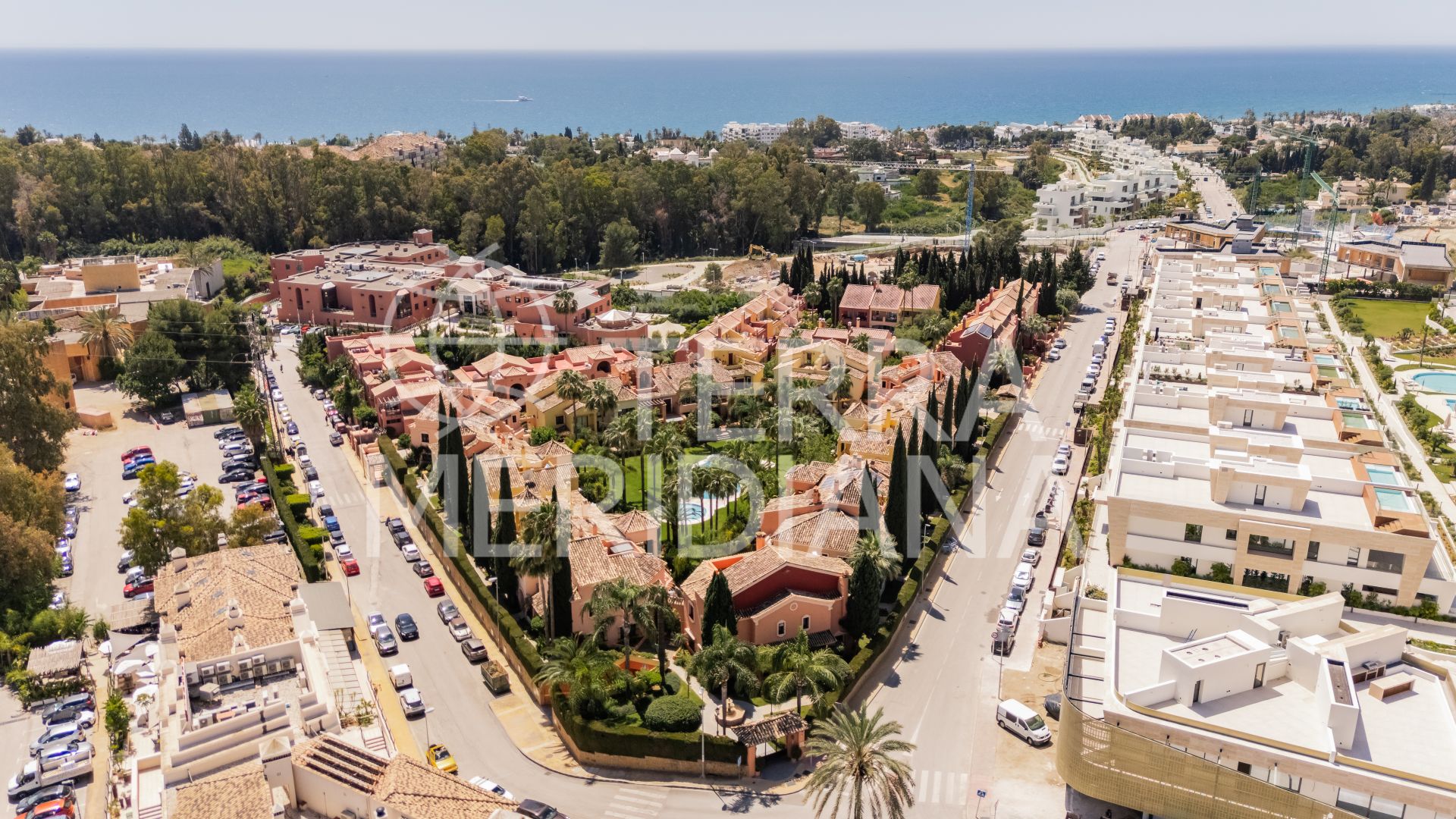 Town House in Jardines de las Lomas, Marbella