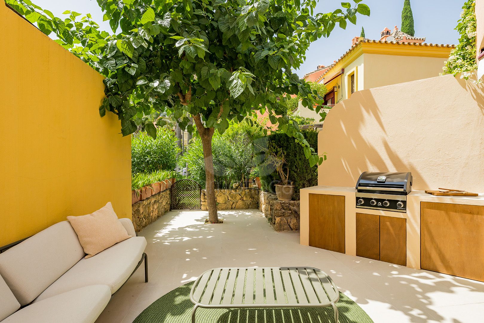 Town House in Jardines de las Lomas, Marbella