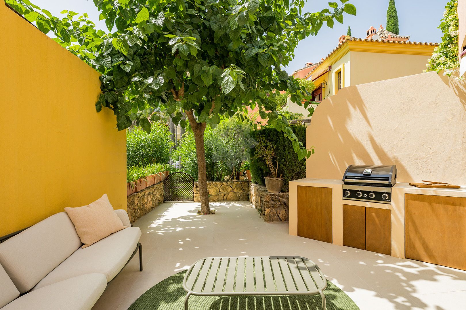 Town House in Jardines de las Lomas, Marbella