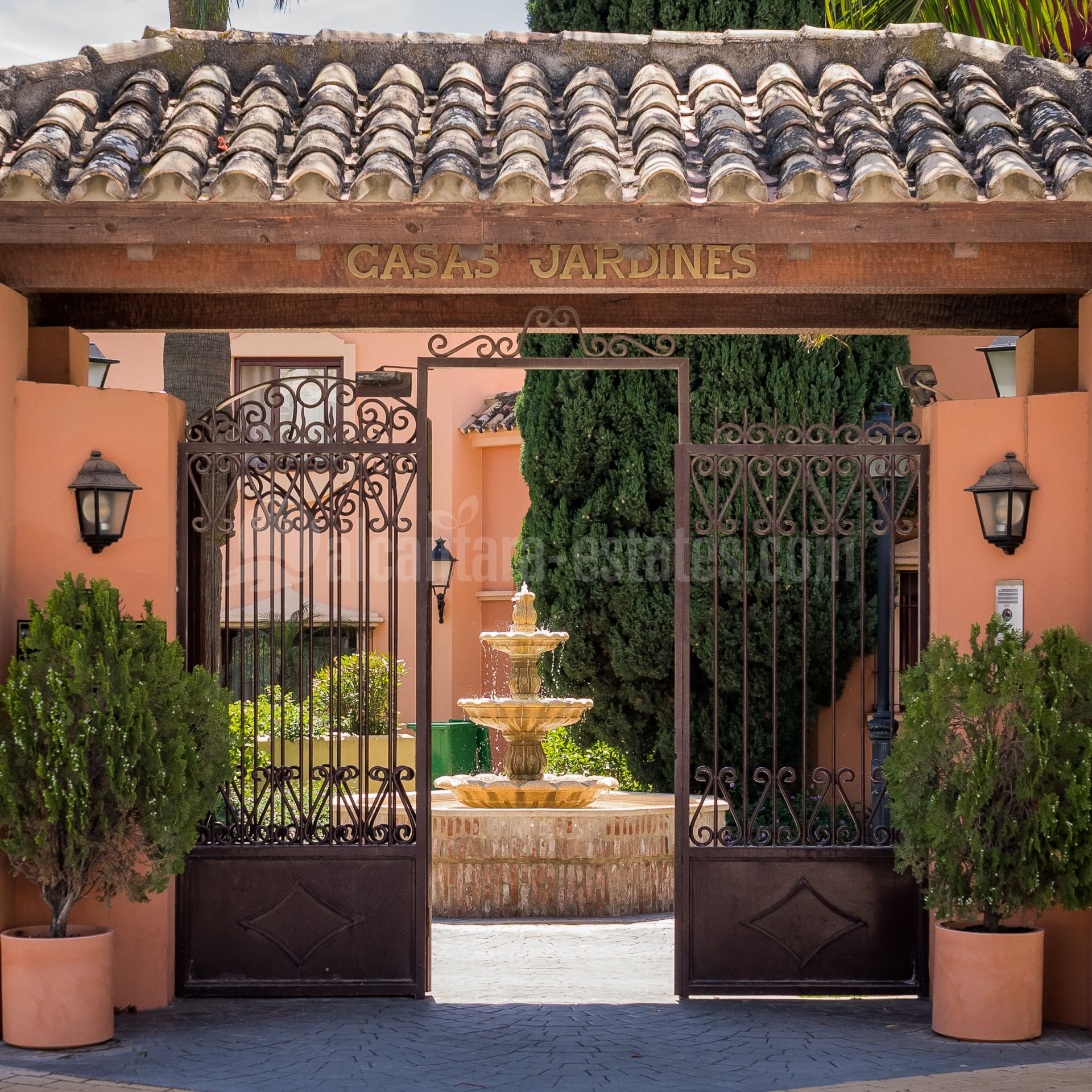 Town House in Jardines de las Lomas, Marbella