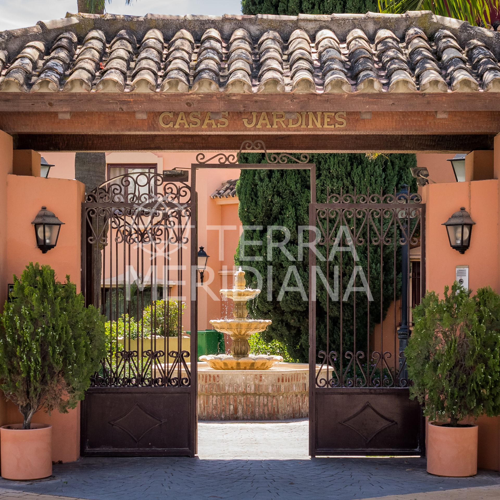Town House in Jardines de las Lomas, Marbella