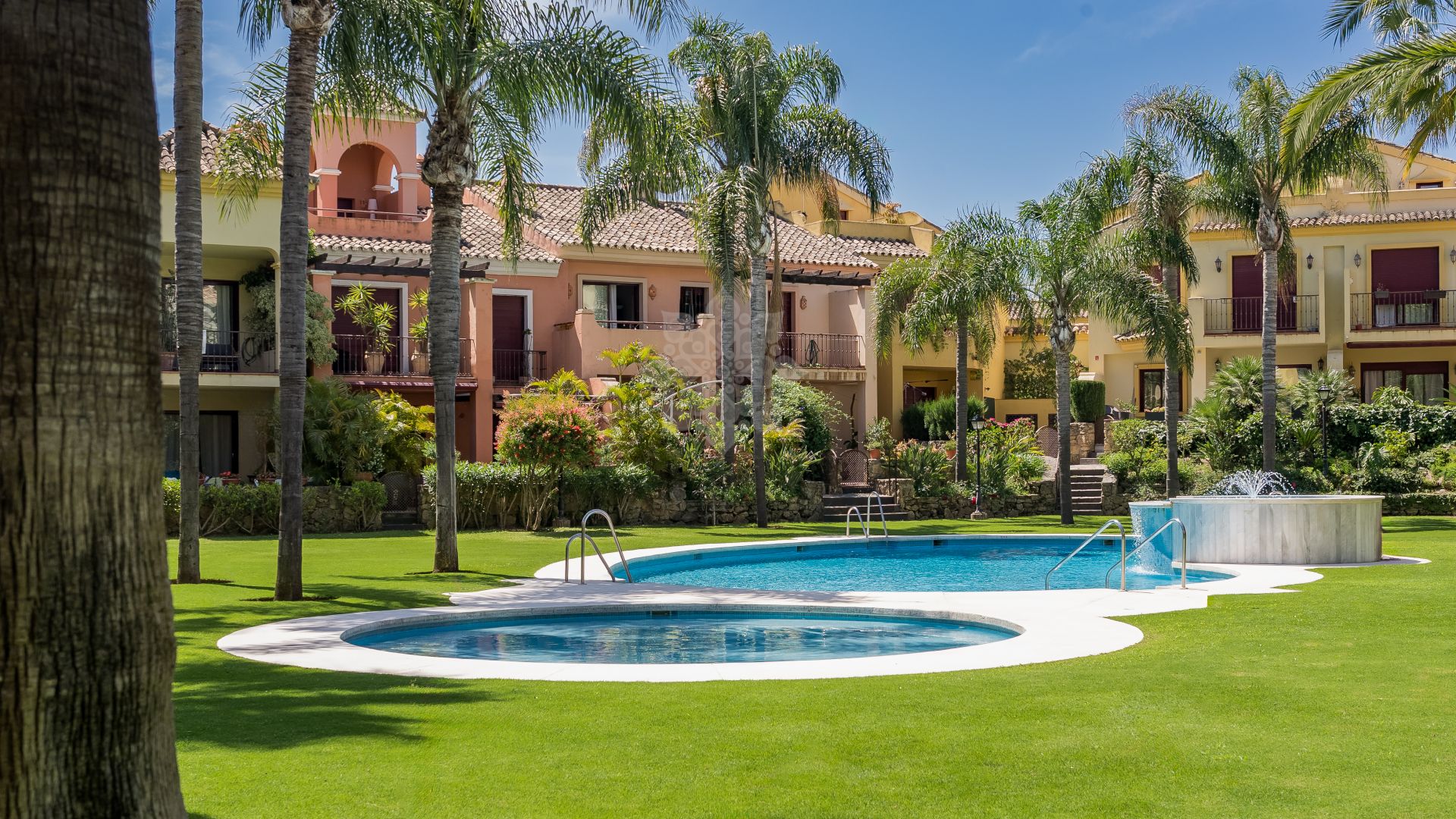 Town House in Jardines de las Lomas, Marbella