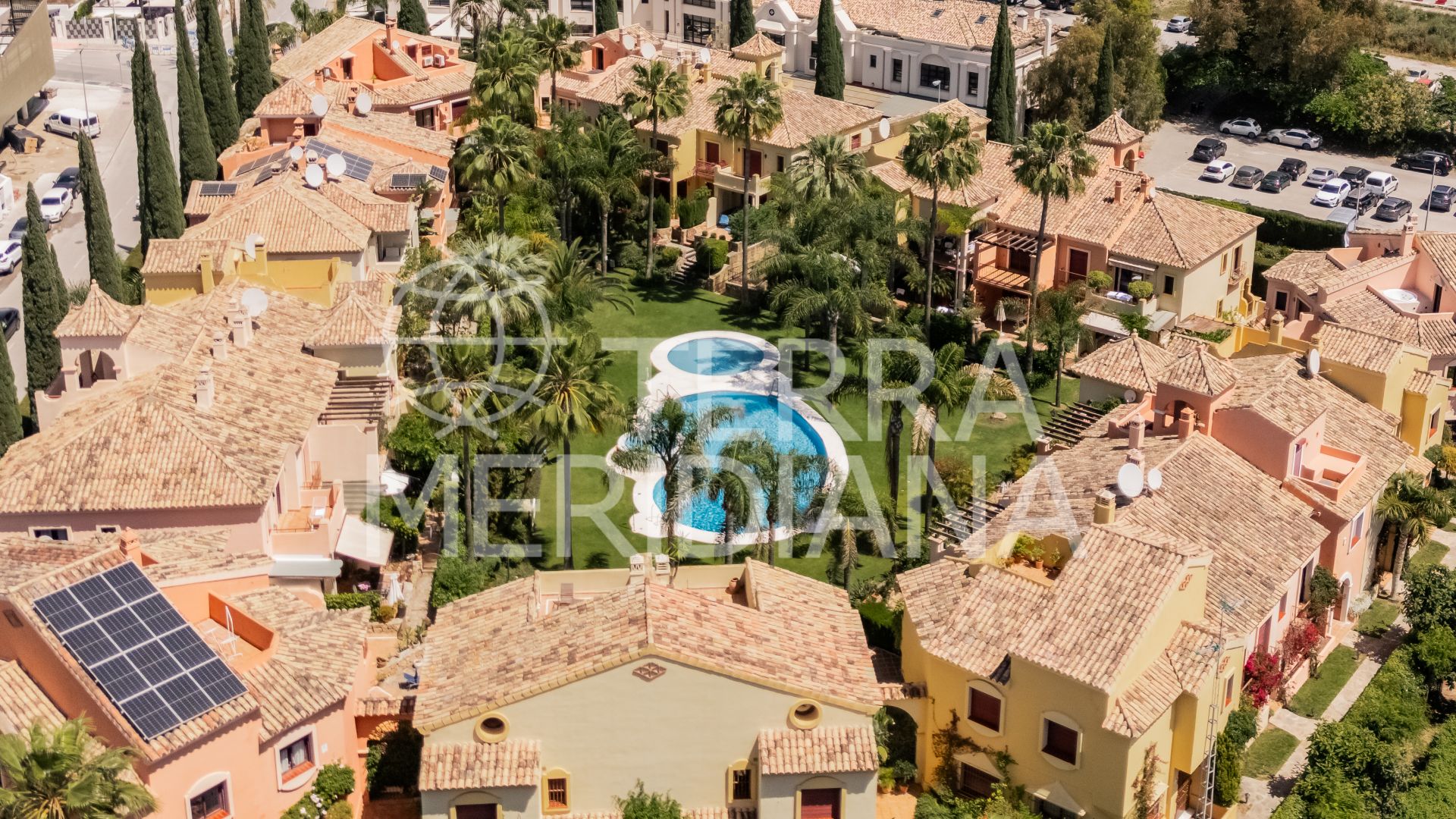 Town House in Jardines de las Lomas, Marbella
