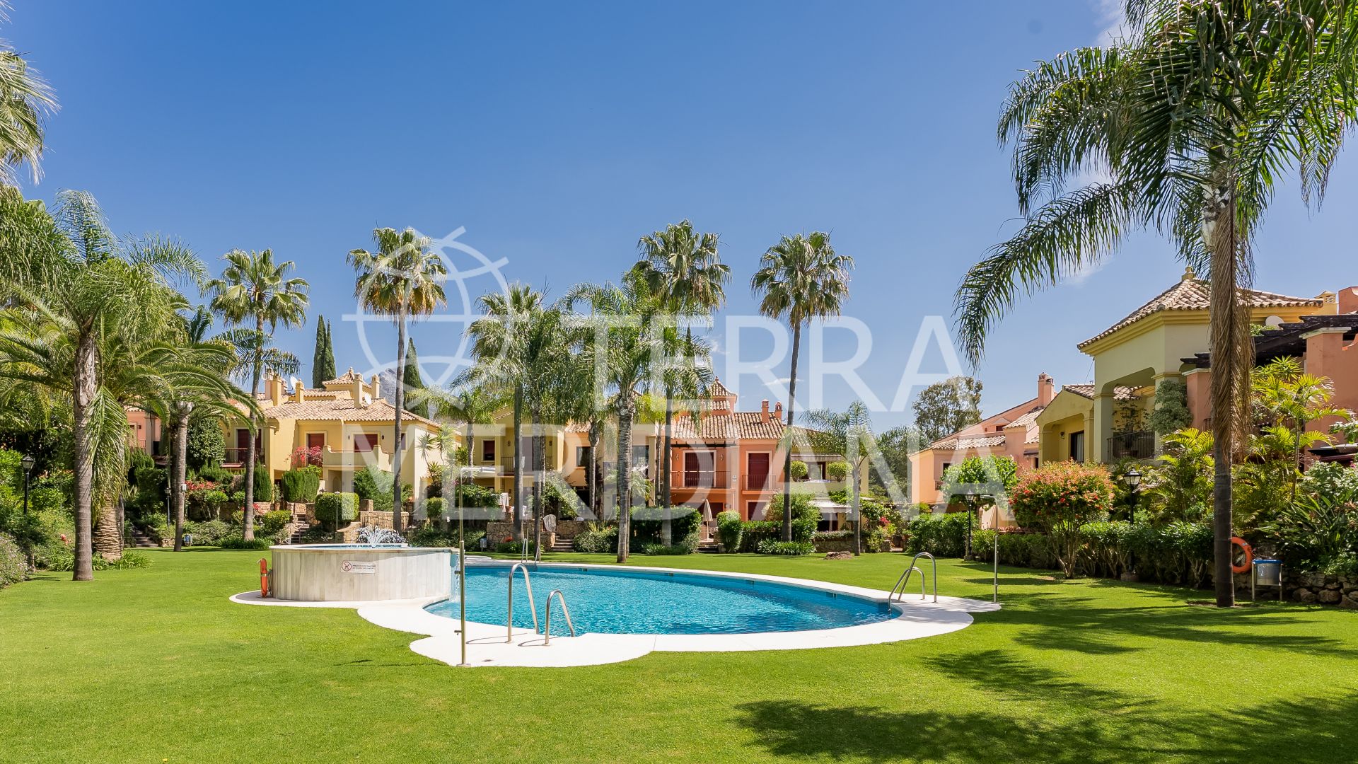 Town House in Jardines de las Lomas, Marbella