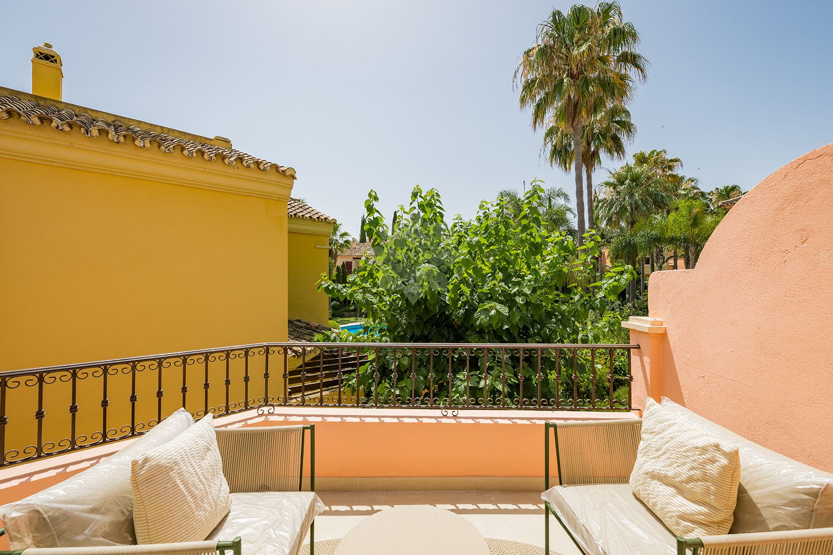 Town House in Jardines de las Lomas, Marbella