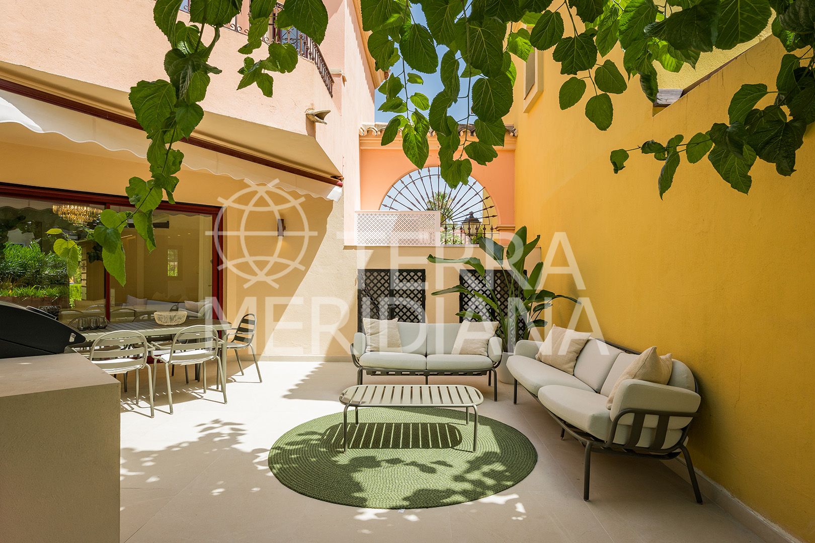 Town House in Jardines de las Lomas, Marbella