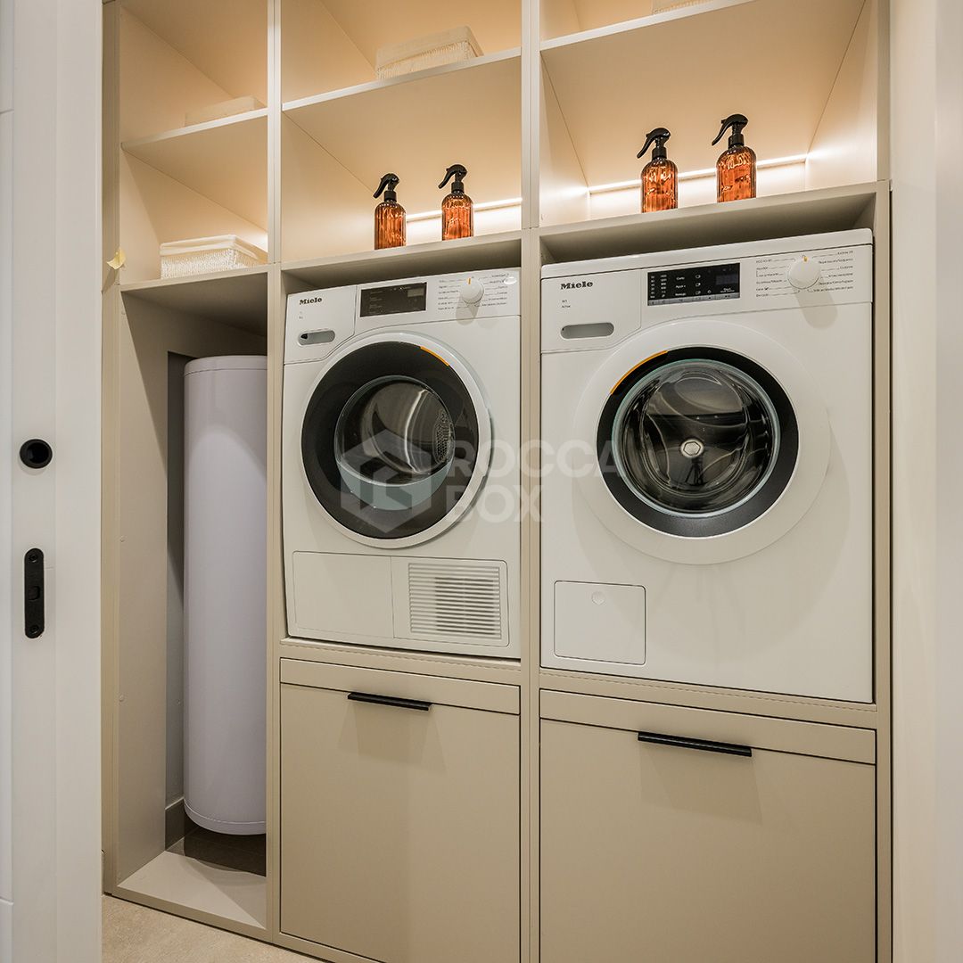 Apartment for sale in Los Granados del Mar, Estepona East