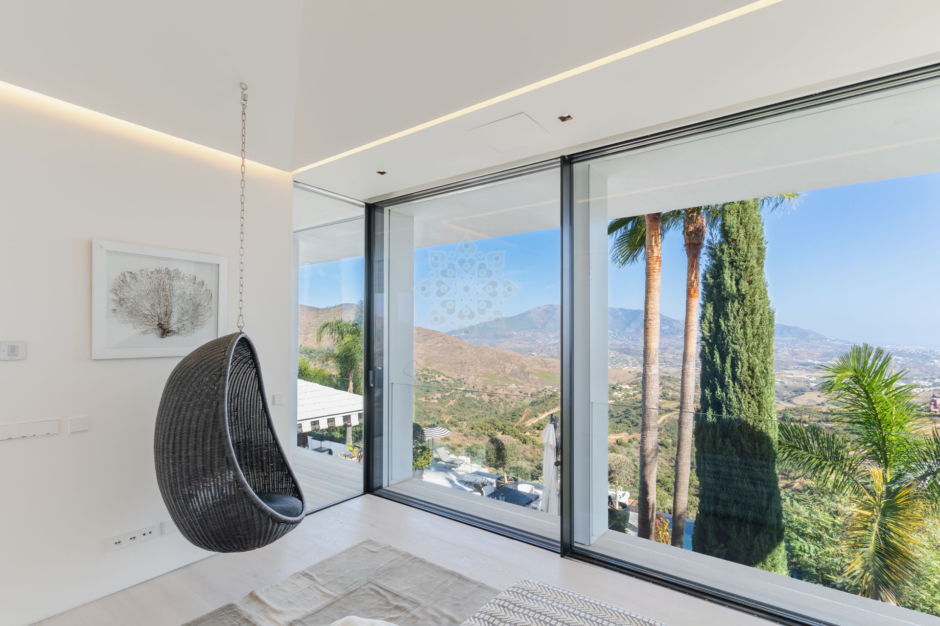 Villa in La Mairena, Marbella