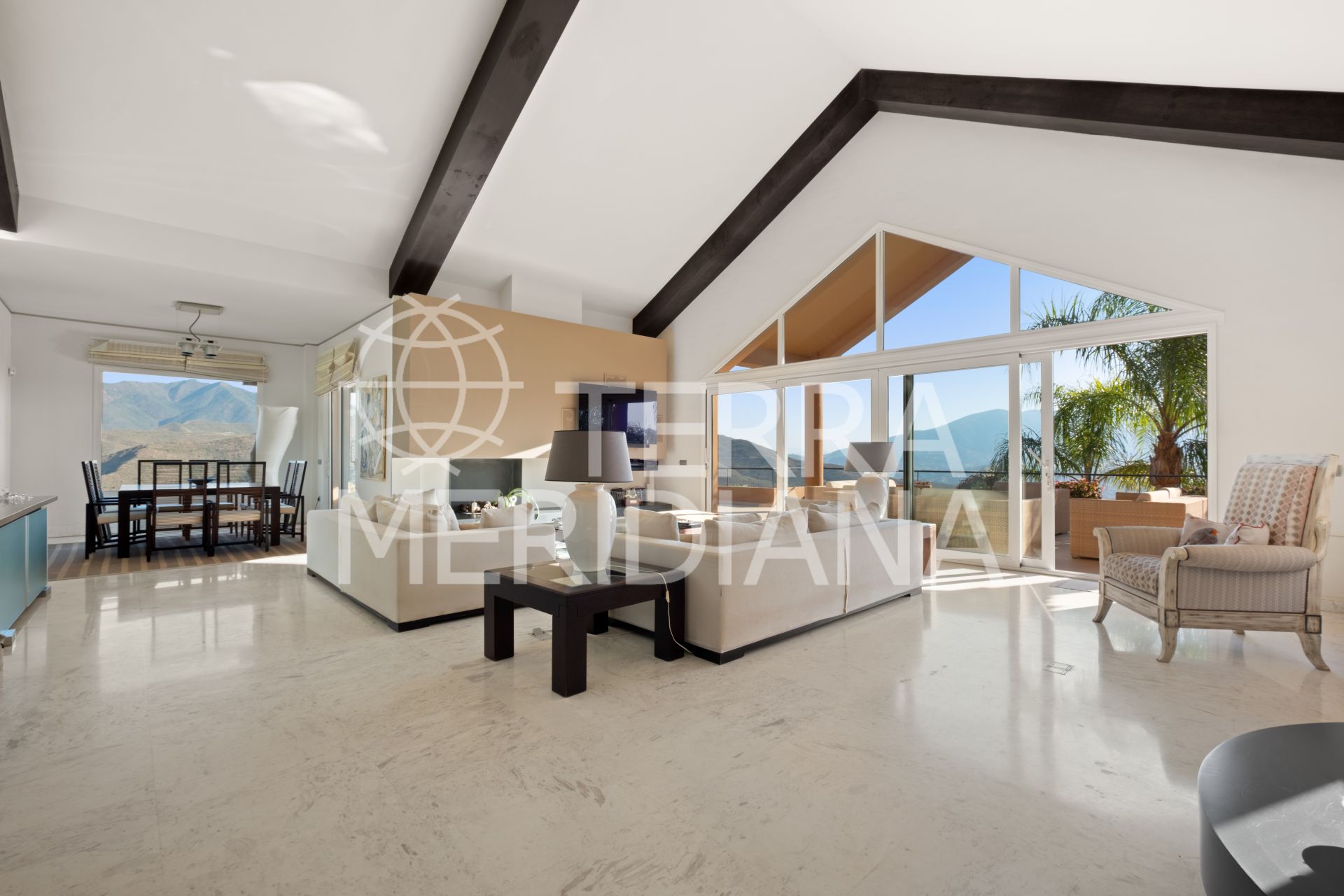 Villa in La Mairena, Marbella