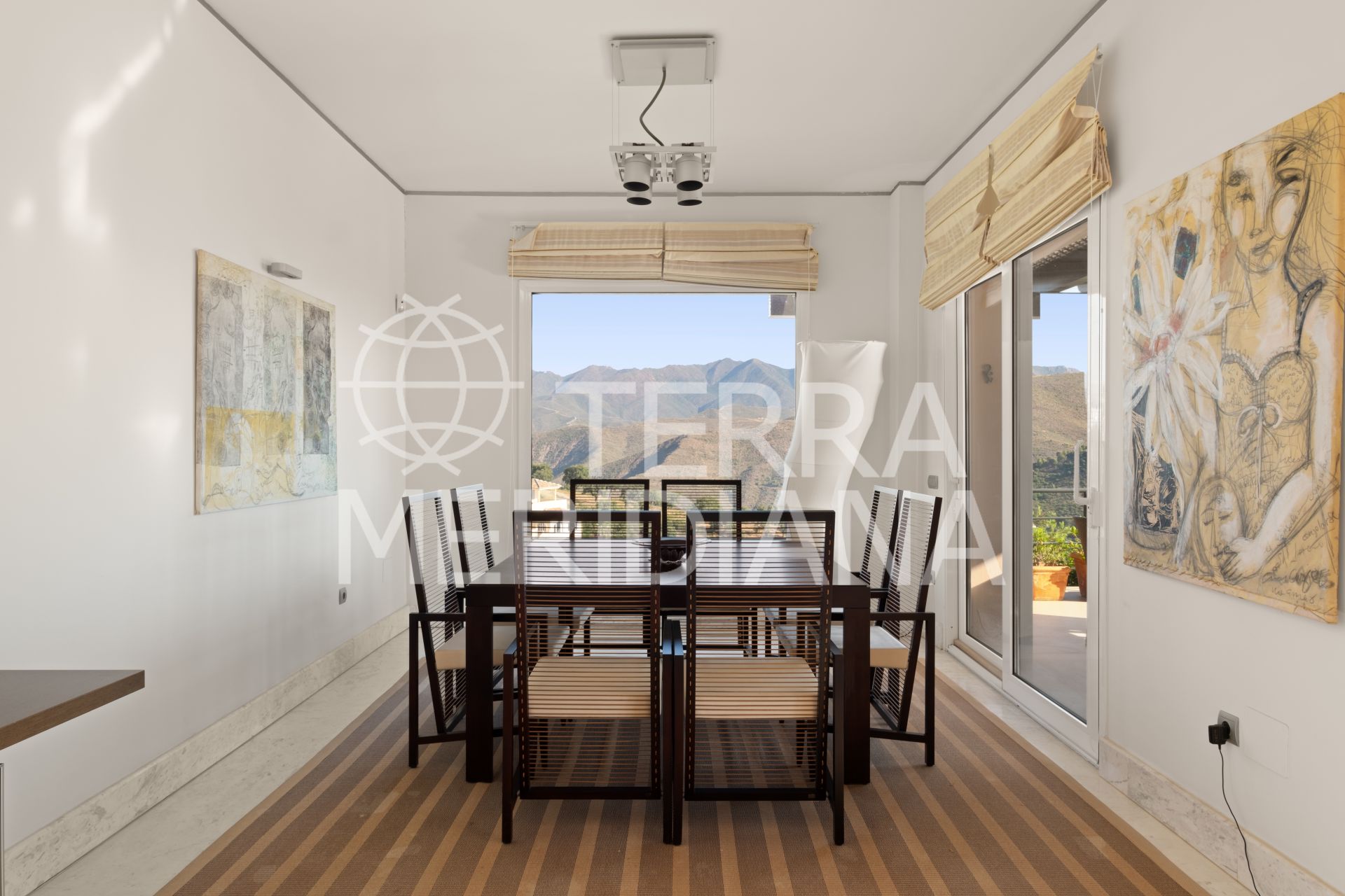 Villa in La Mairena, Marbella