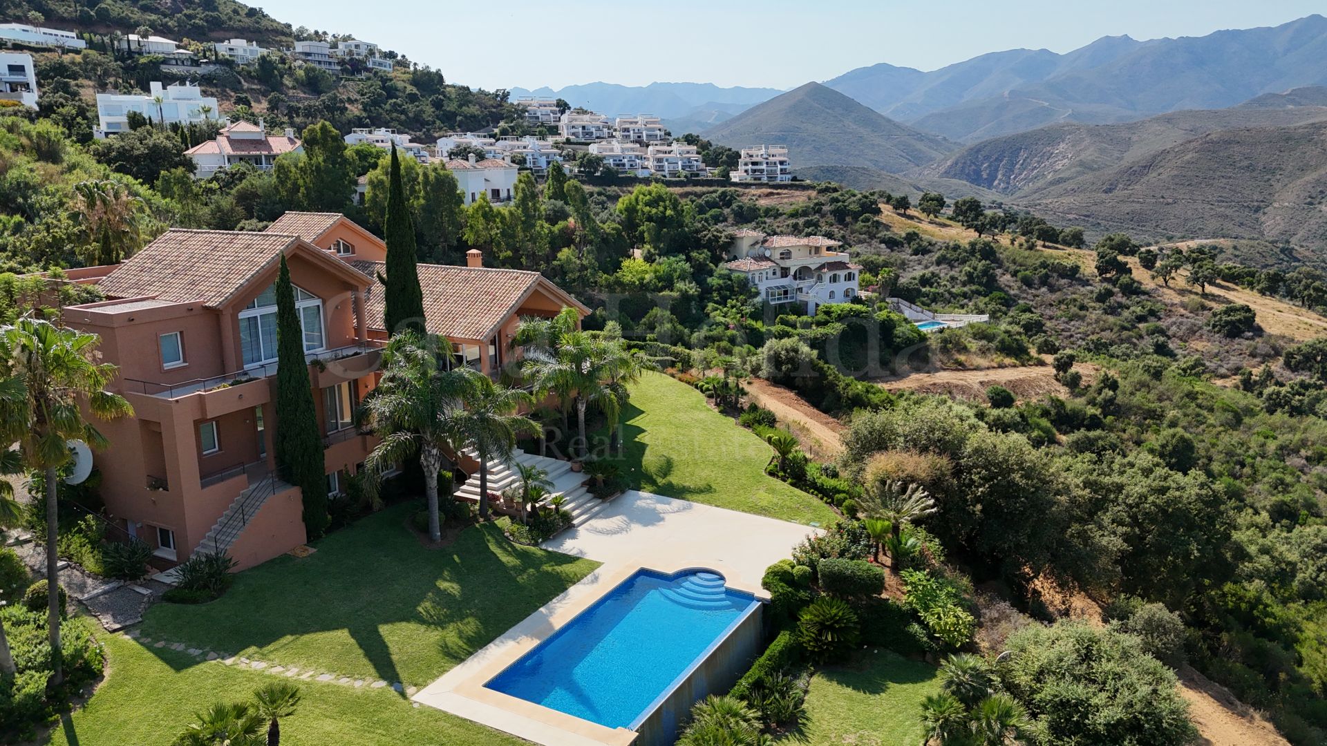 Villa en La Mairena, Marbella
