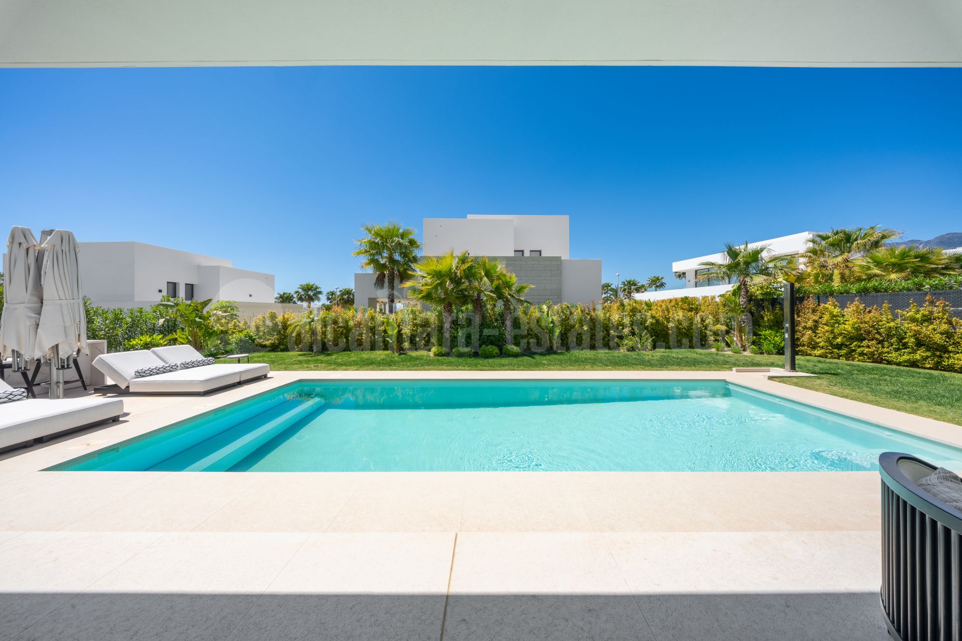 Villa en Rio Real, Marbella