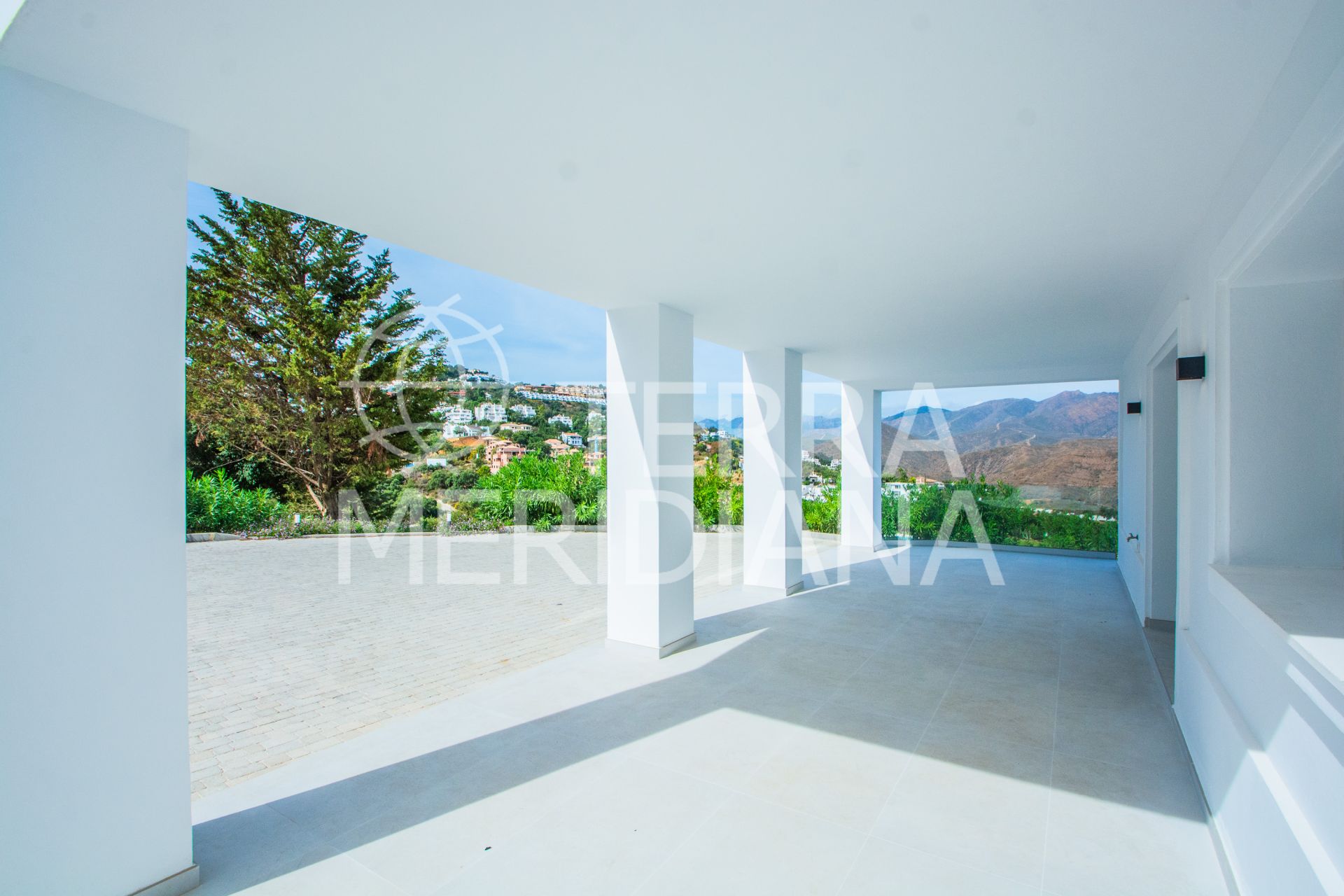 Villa in La Mairena, Marbella
