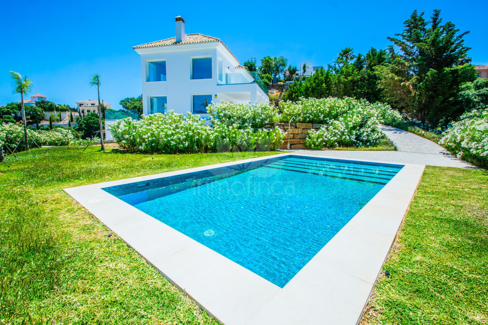 Villa en La Mairena, Marbella