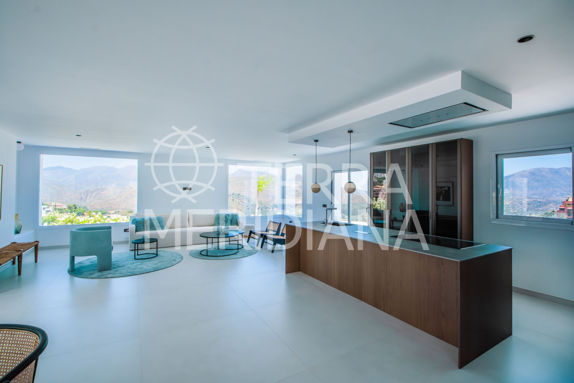 Villa in La Mairena, Marbella