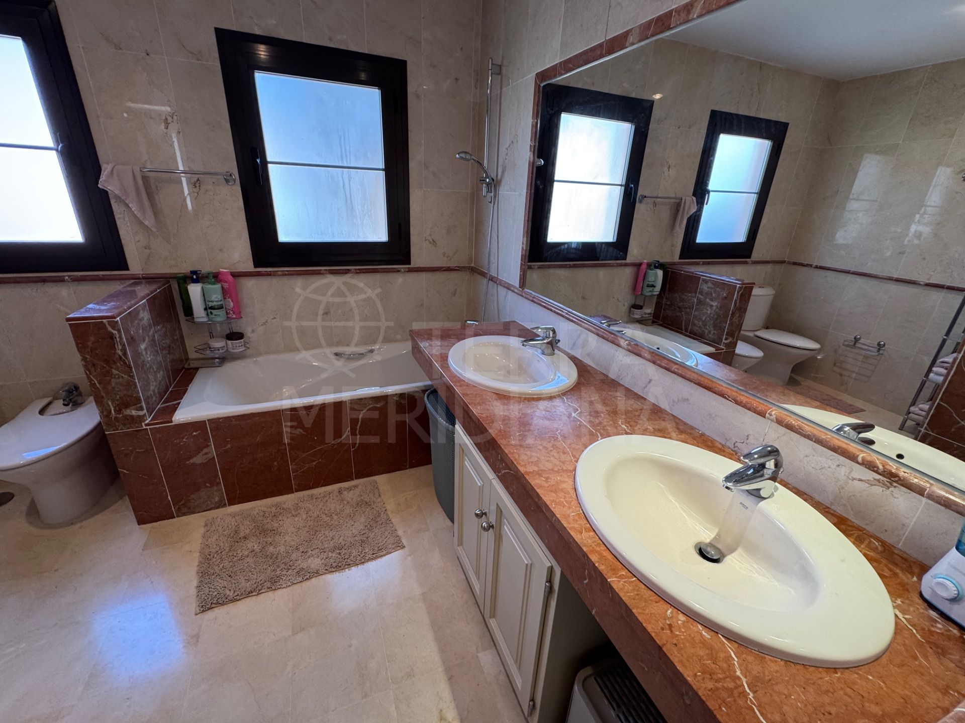 Apartment in Hacienda del Sol, Estepona