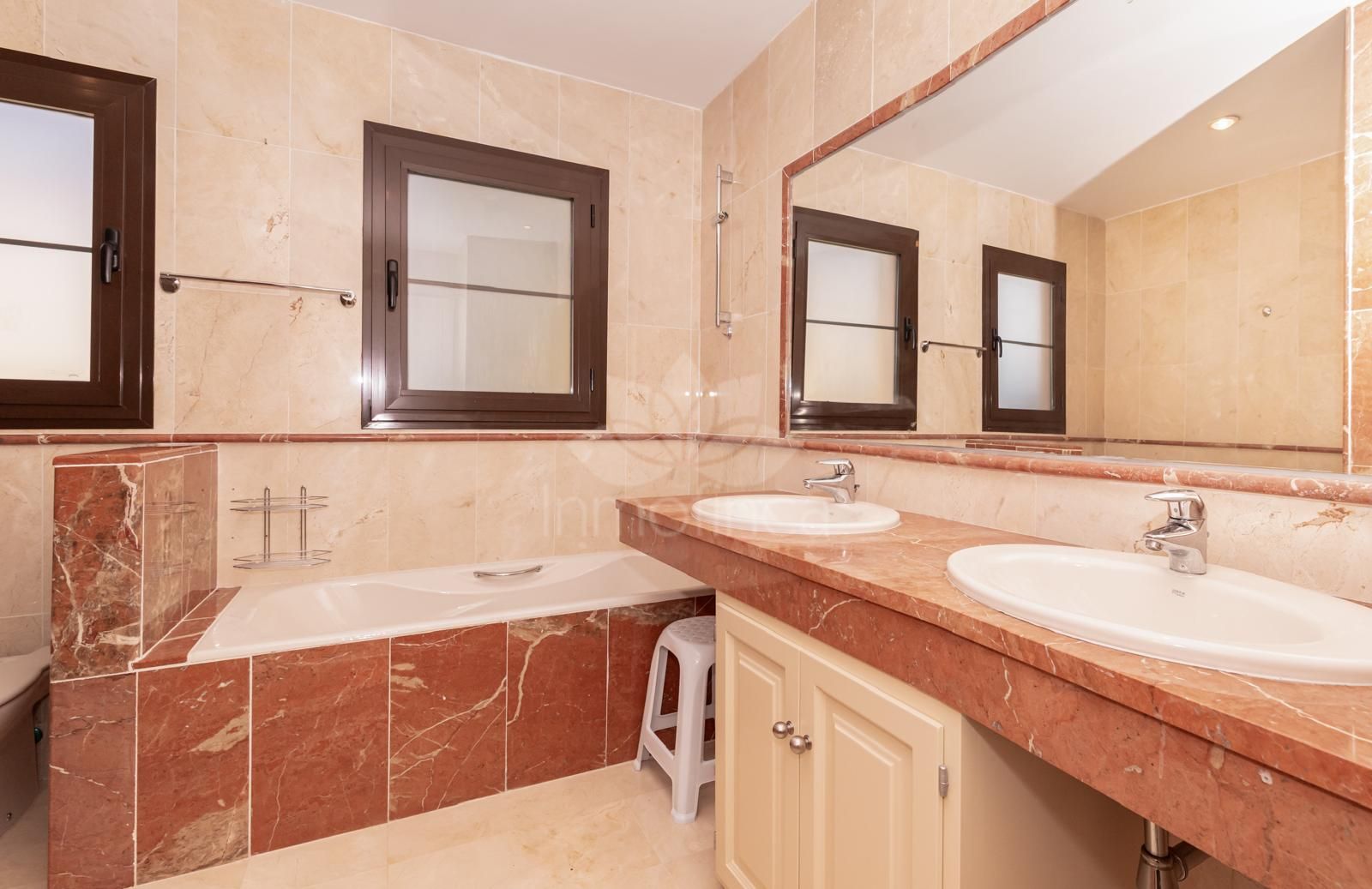 Apartment in Hacienda del Sol, Estepona