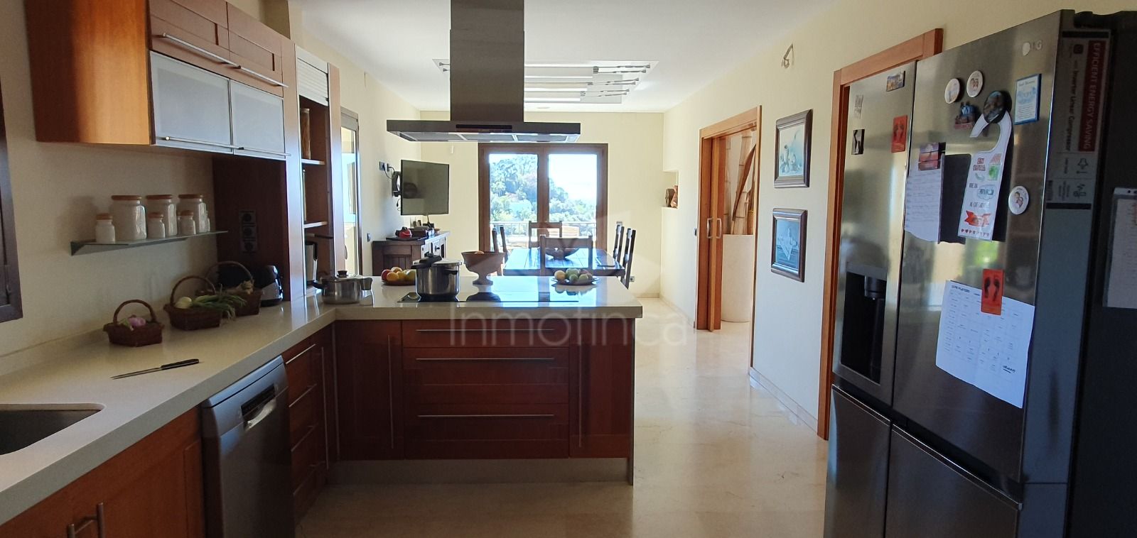 Villa in El Rosario, Marbella