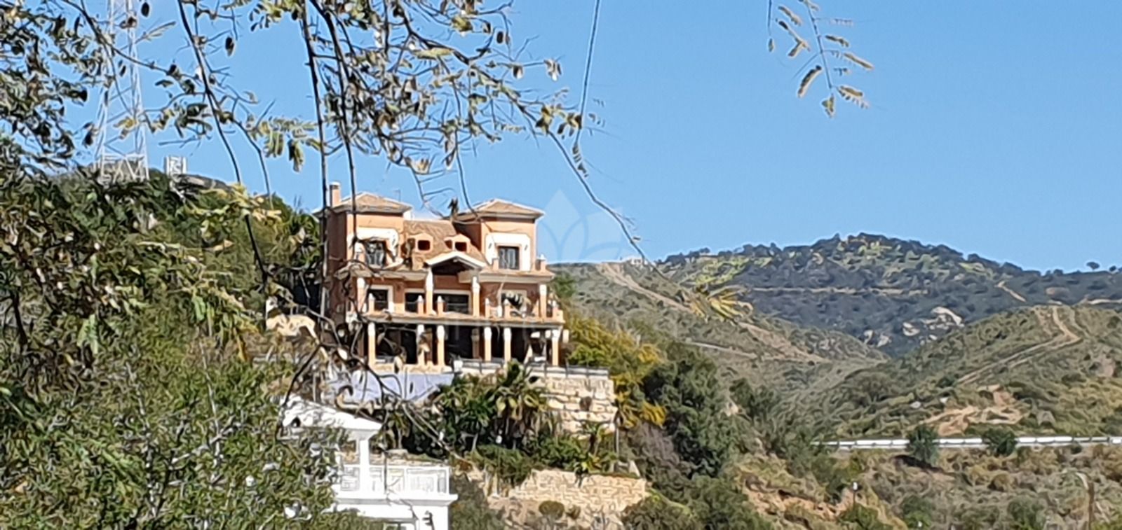 Villa in El Rosario, Marbella