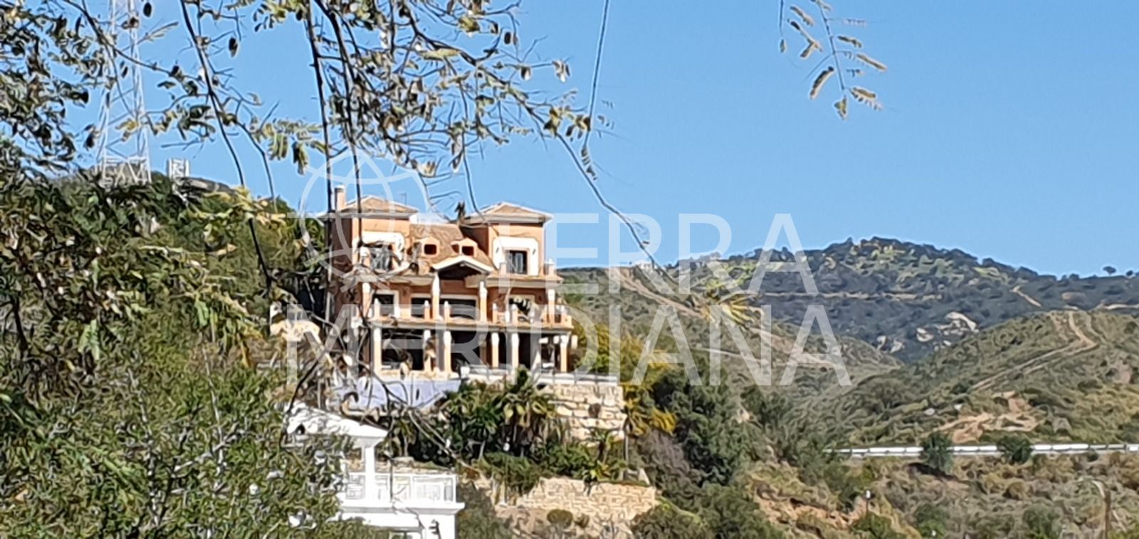 Villa in El Rosario, Marbella