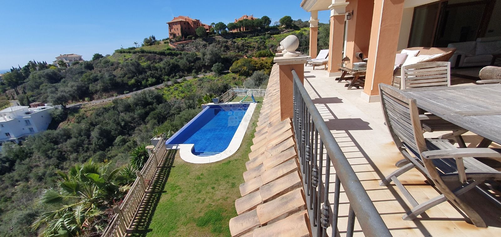 Villa en El Rosario, Marbella