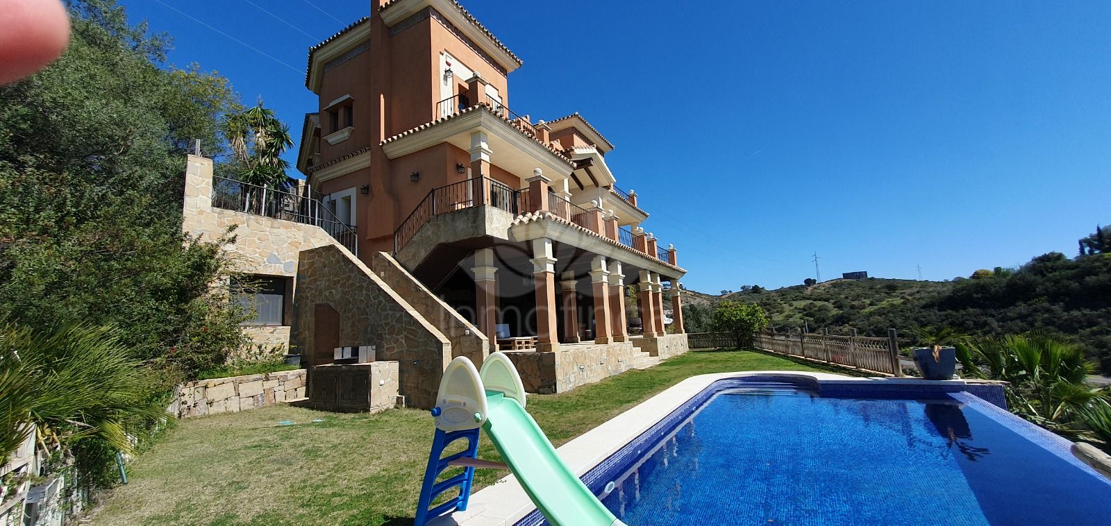 Villa in El Rosario, Marbella