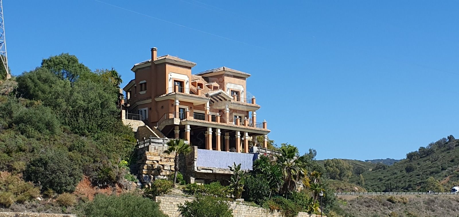 Villa en El Rosario, Marbella