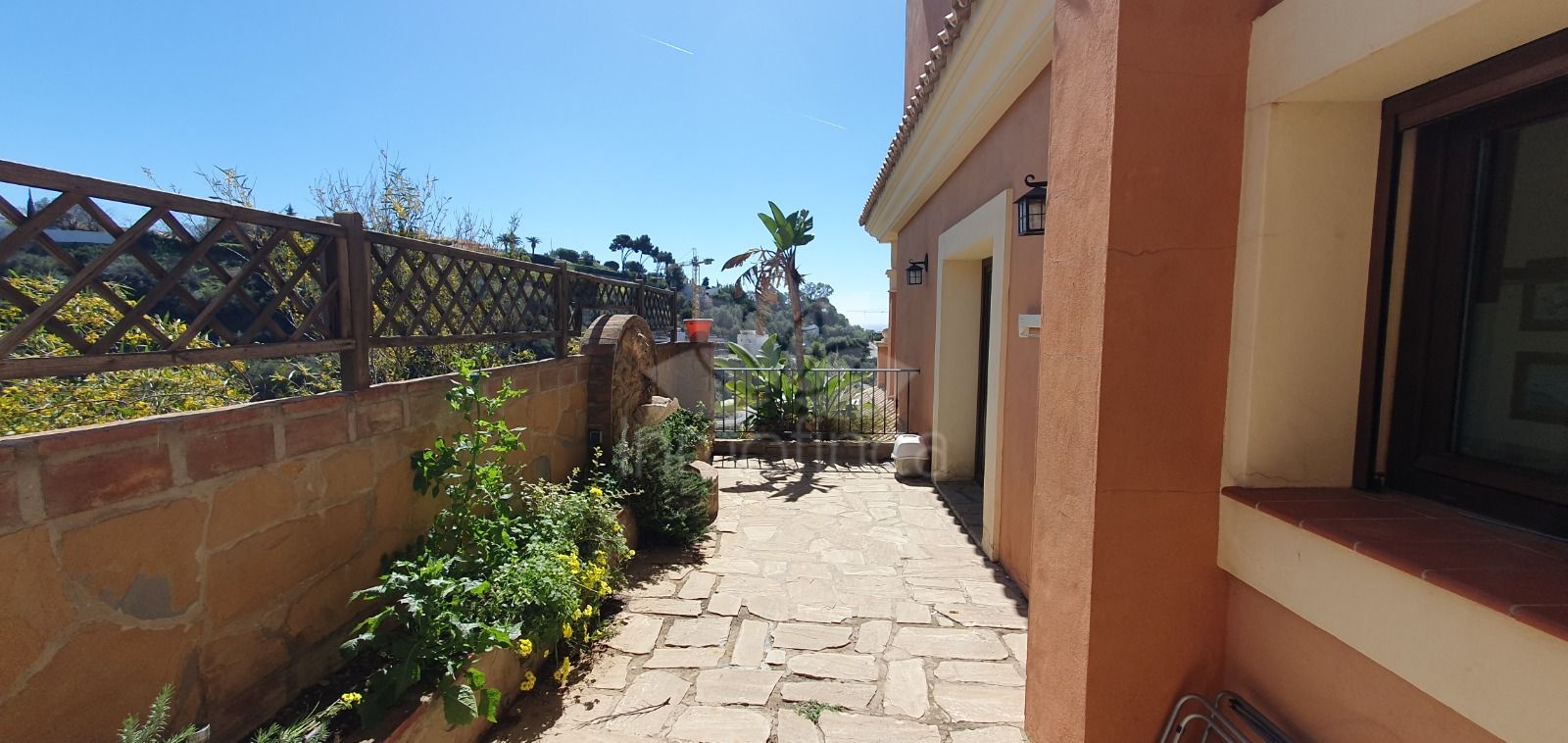 Villa in El Rosario, Marbella
