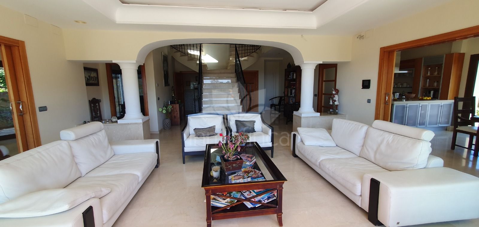 Villa in El Rosario, Marbella
