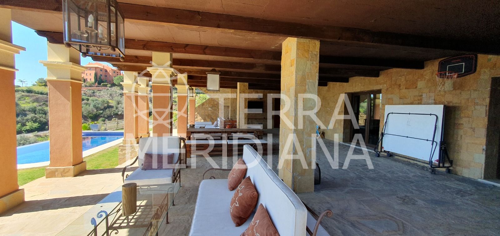 Villa in El Rosario, Marbella