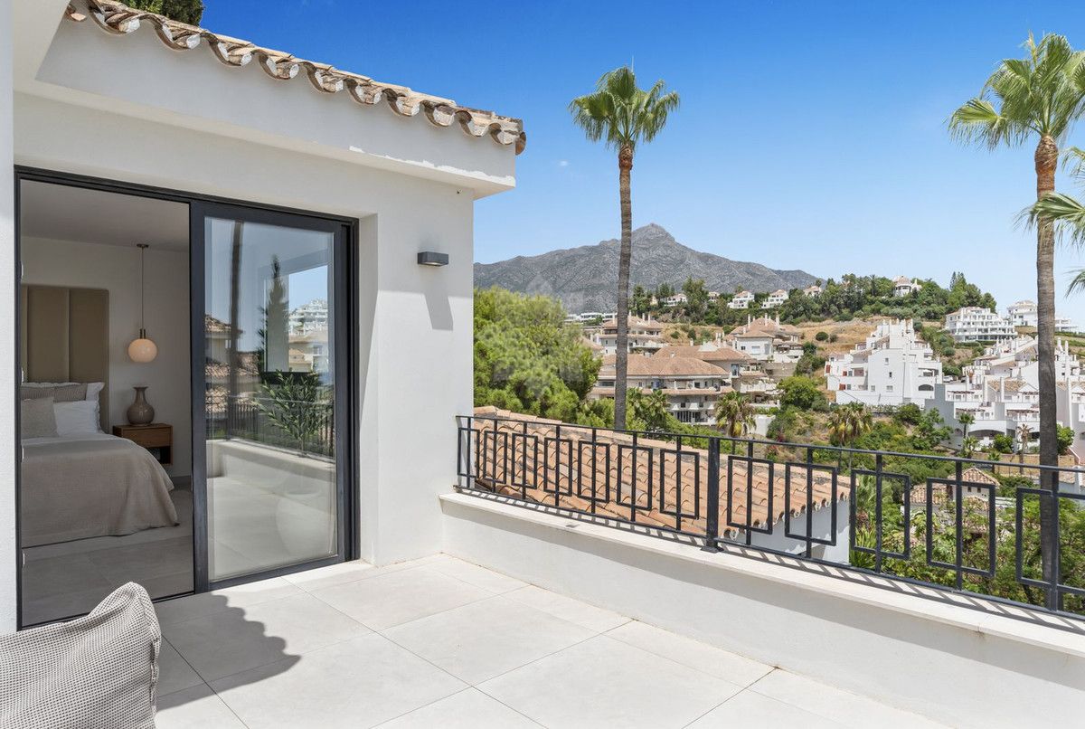 Villa in La Cerquilla, Marbella