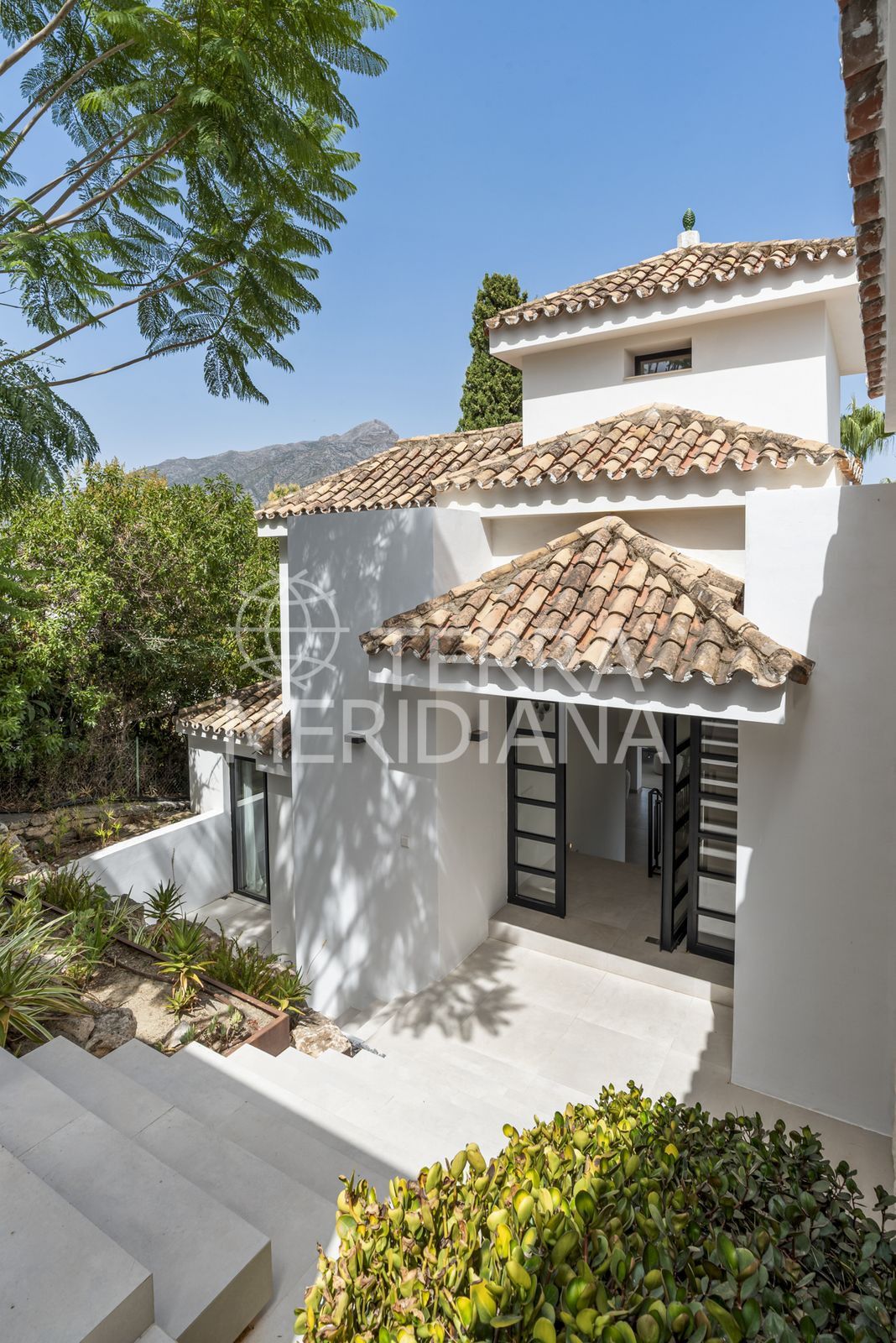 Villa in La Cerquilla, Marbella