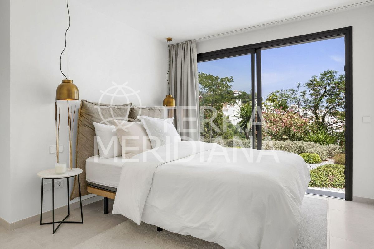 Villa in La Cerquilla, Marbella