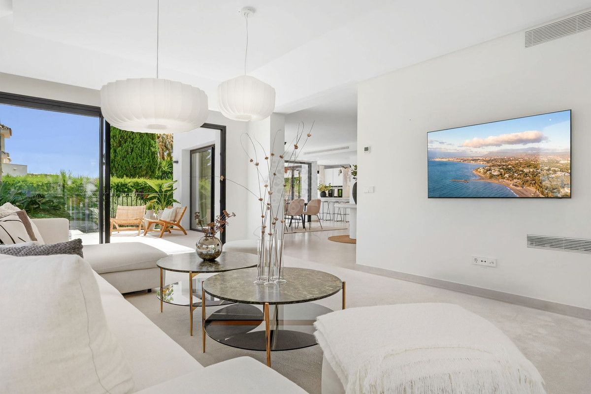 Villa in La Cerquilla, Marbella