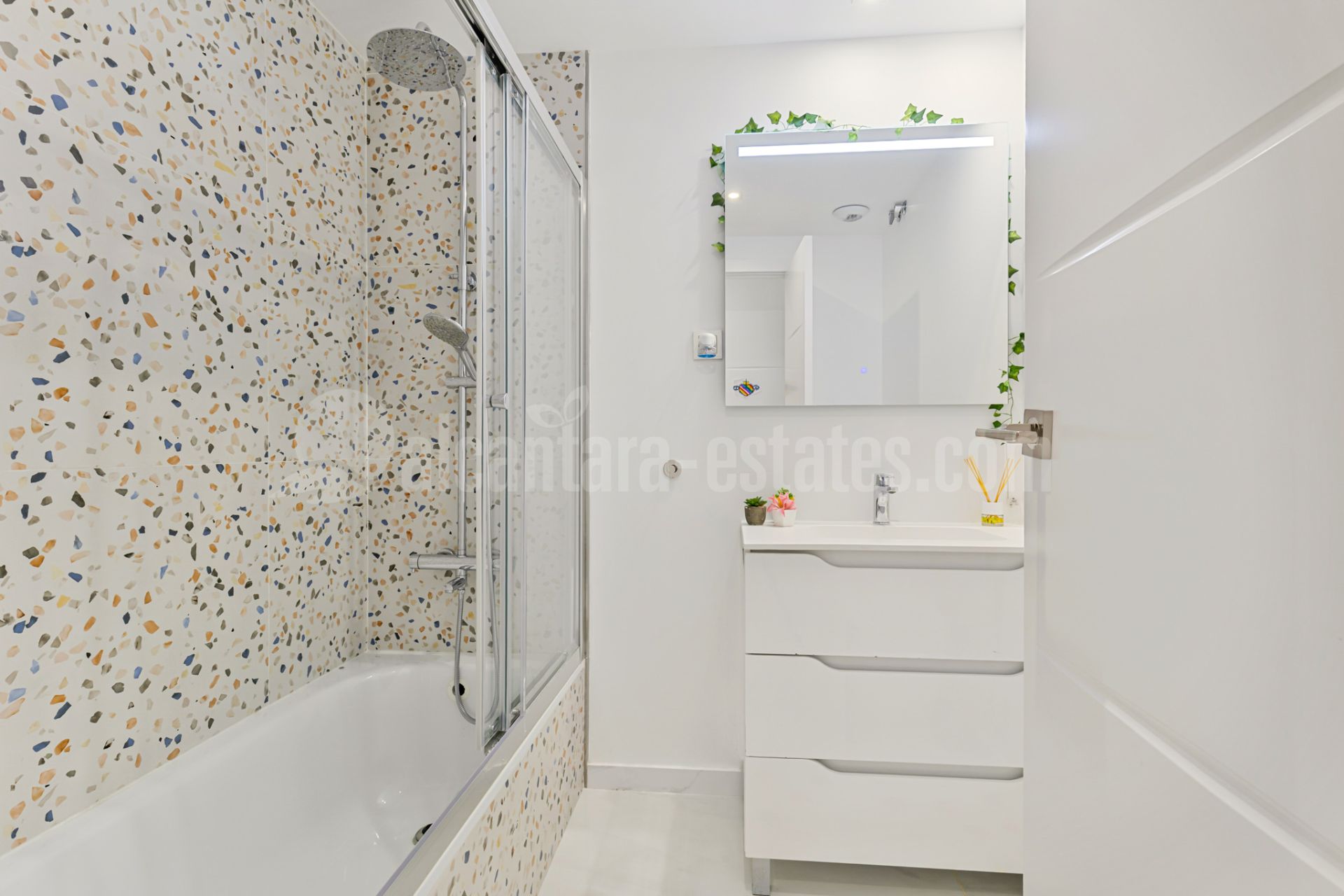 Atico Duplex en Cortijo Blanco, San Pedro de Alcantara