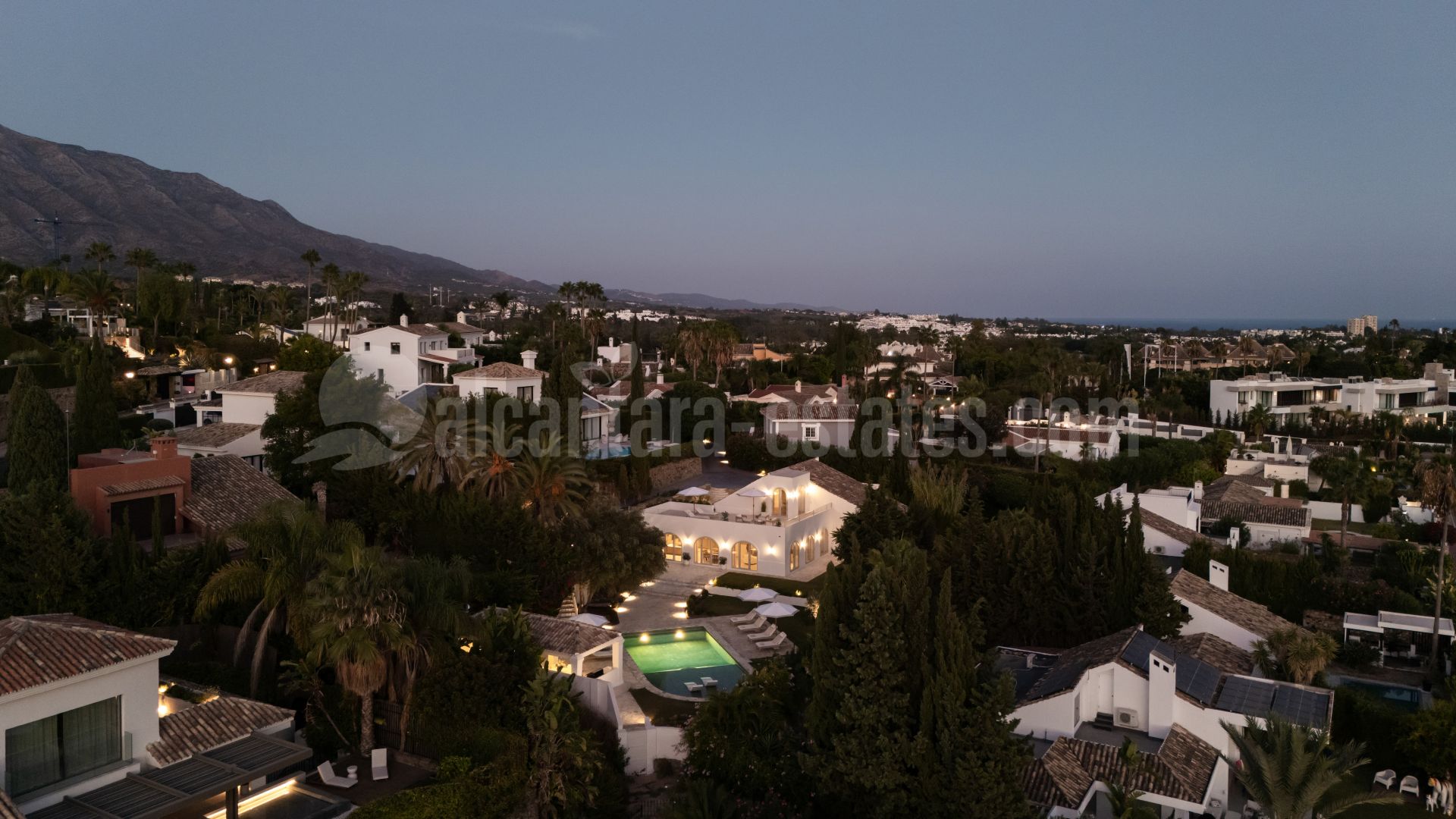 Villa in Los Naranjos, Marbella