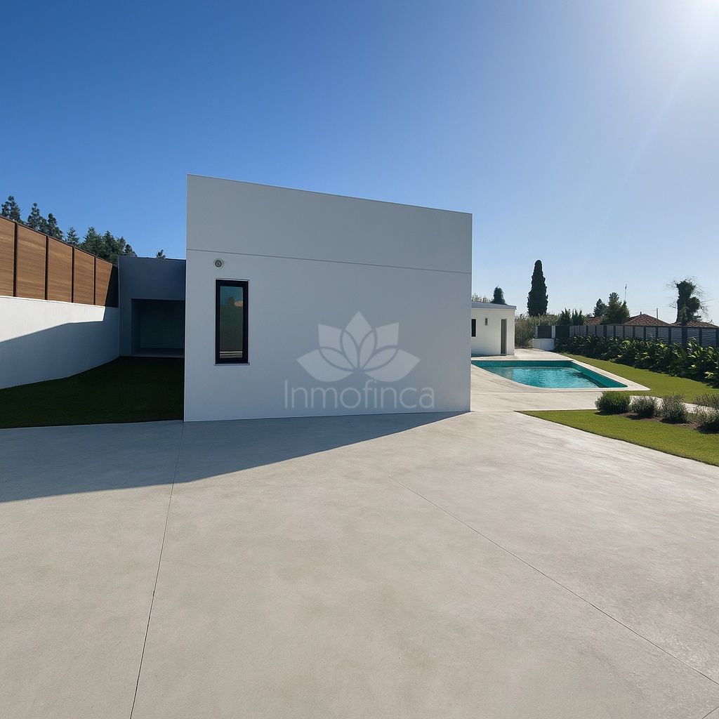 Villa in El Chaparral, Mijas Costa