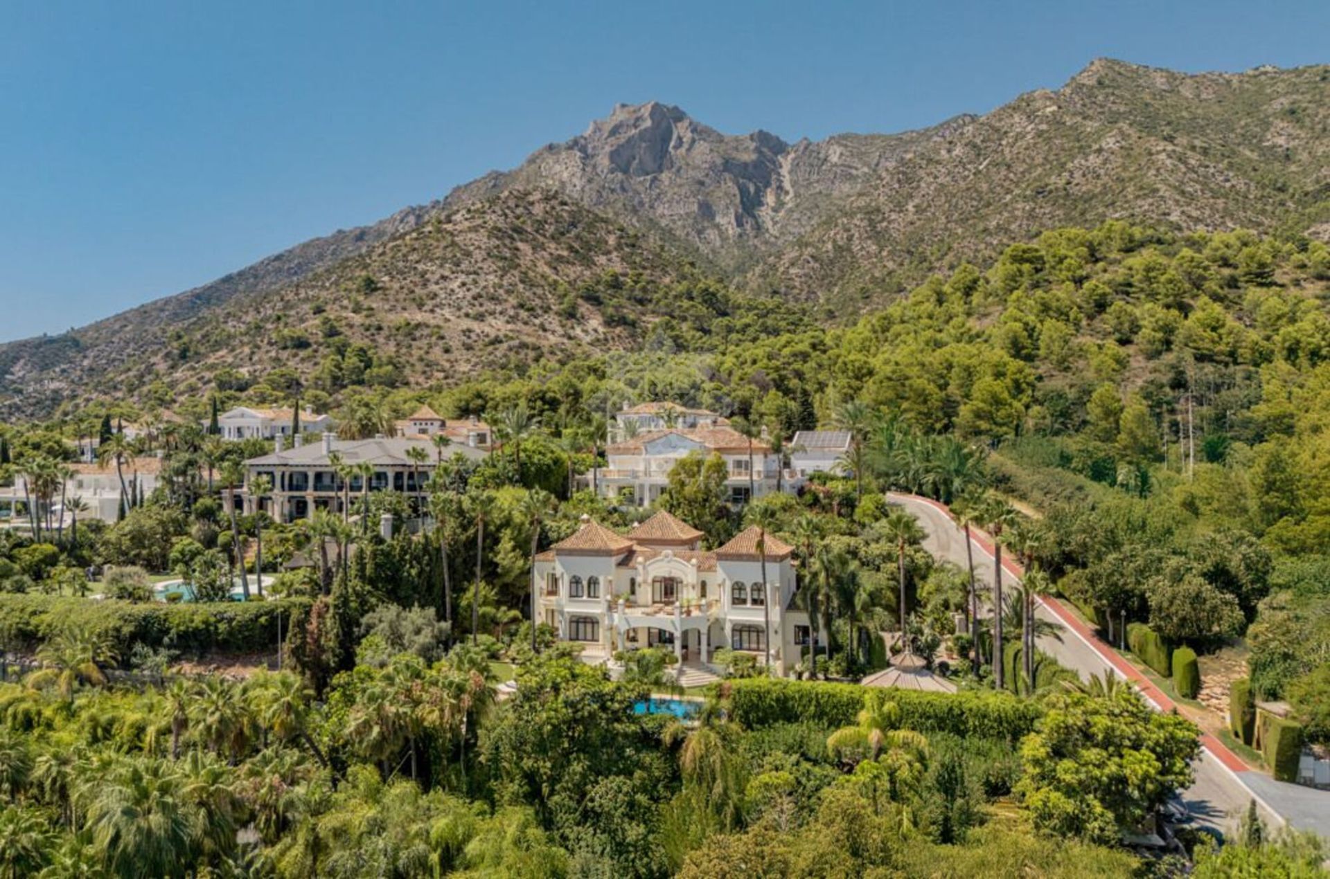Villa in Sierra Blanca, Marbella