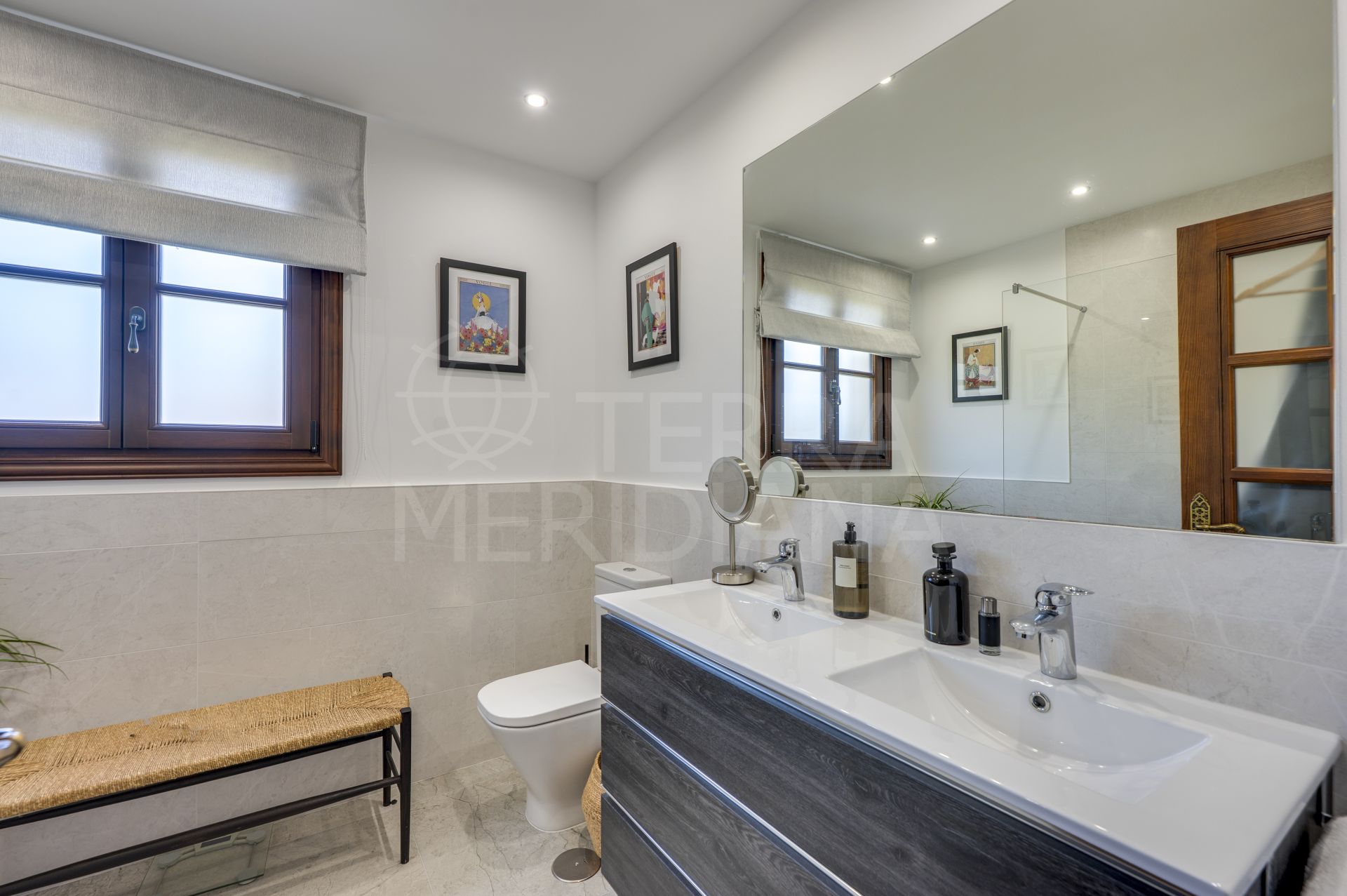 Villa in La Resina Golf, Estepona