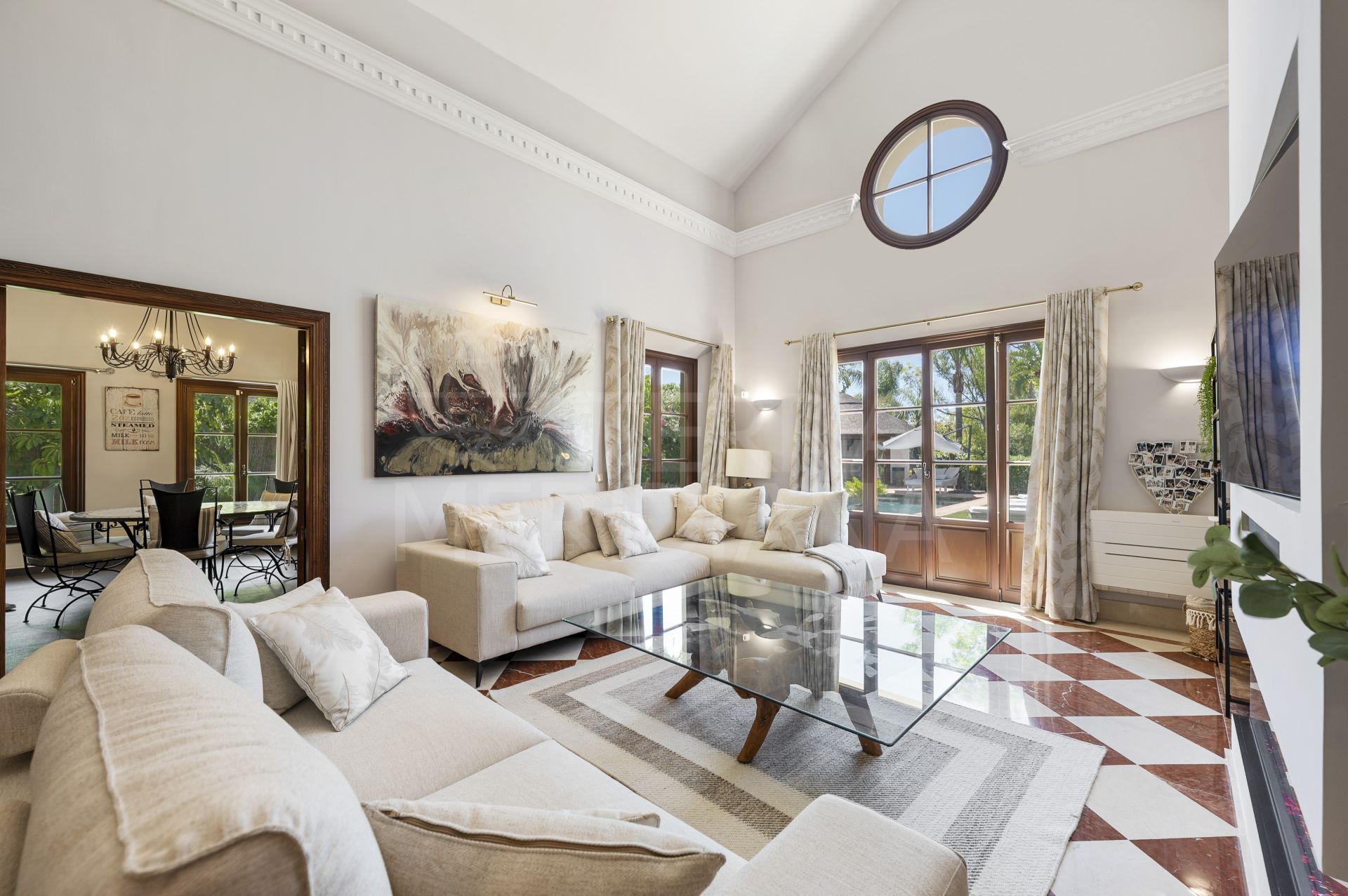 Villa in La Resina Golf, Estepona