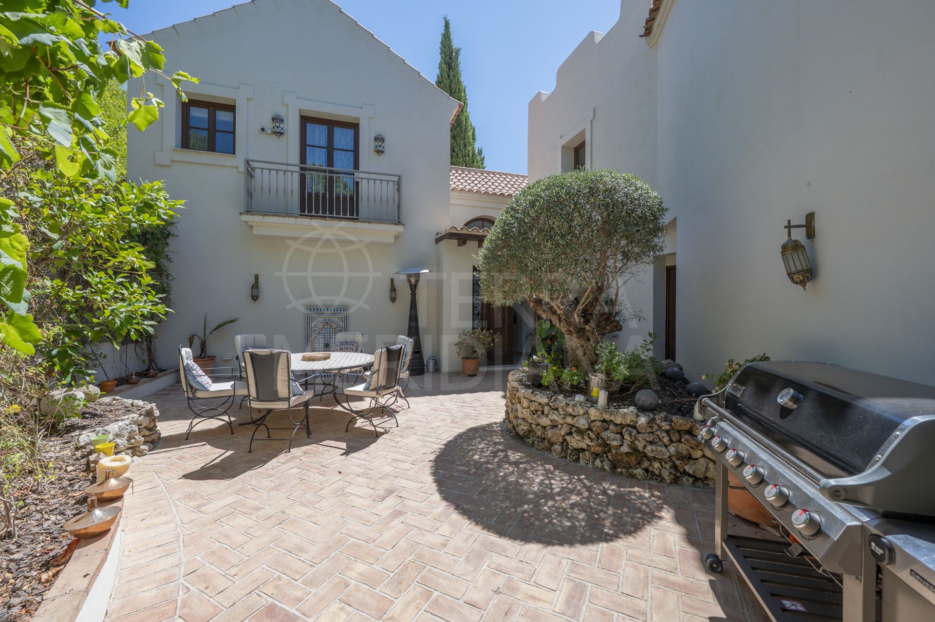 Villa in La Resina Golf, Estepona