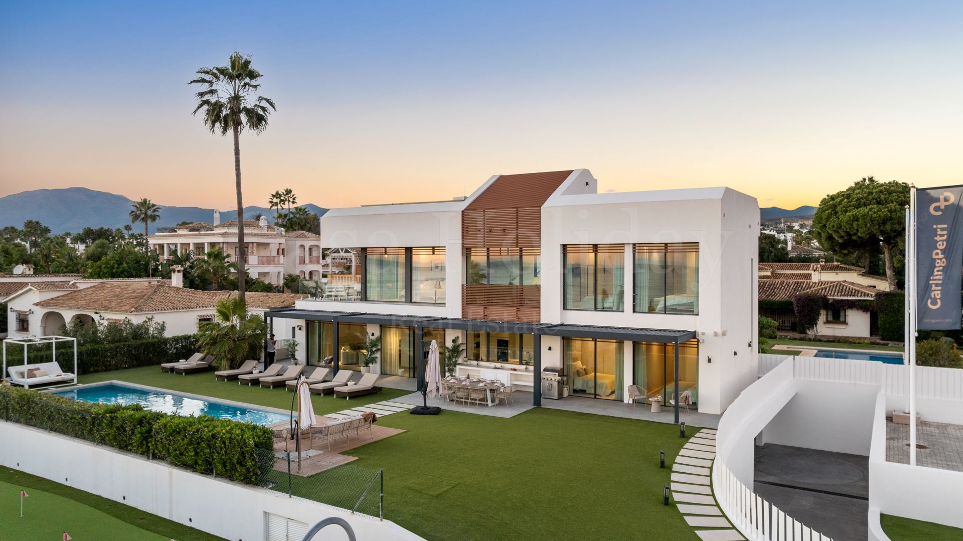 Villa in Marbella Golden Mile, Marbella
