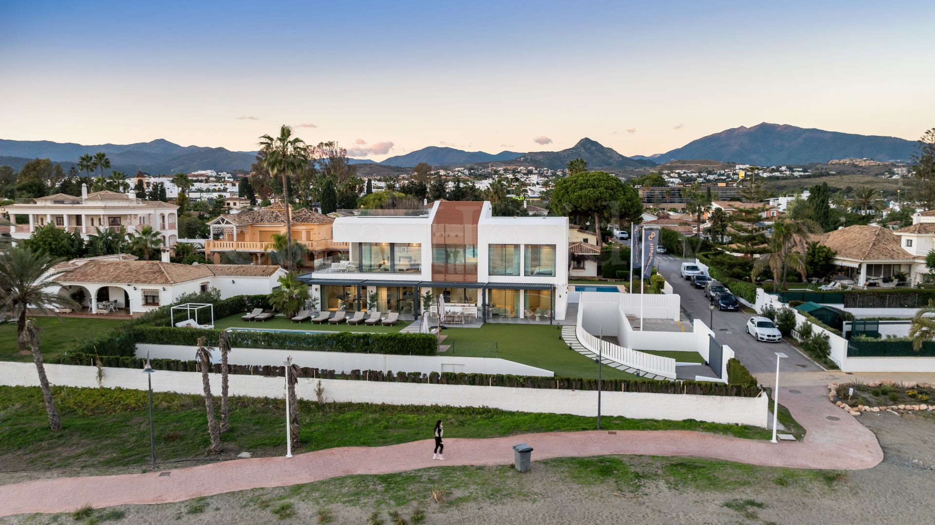 Villa in Marbella Golden Mile, Marbella