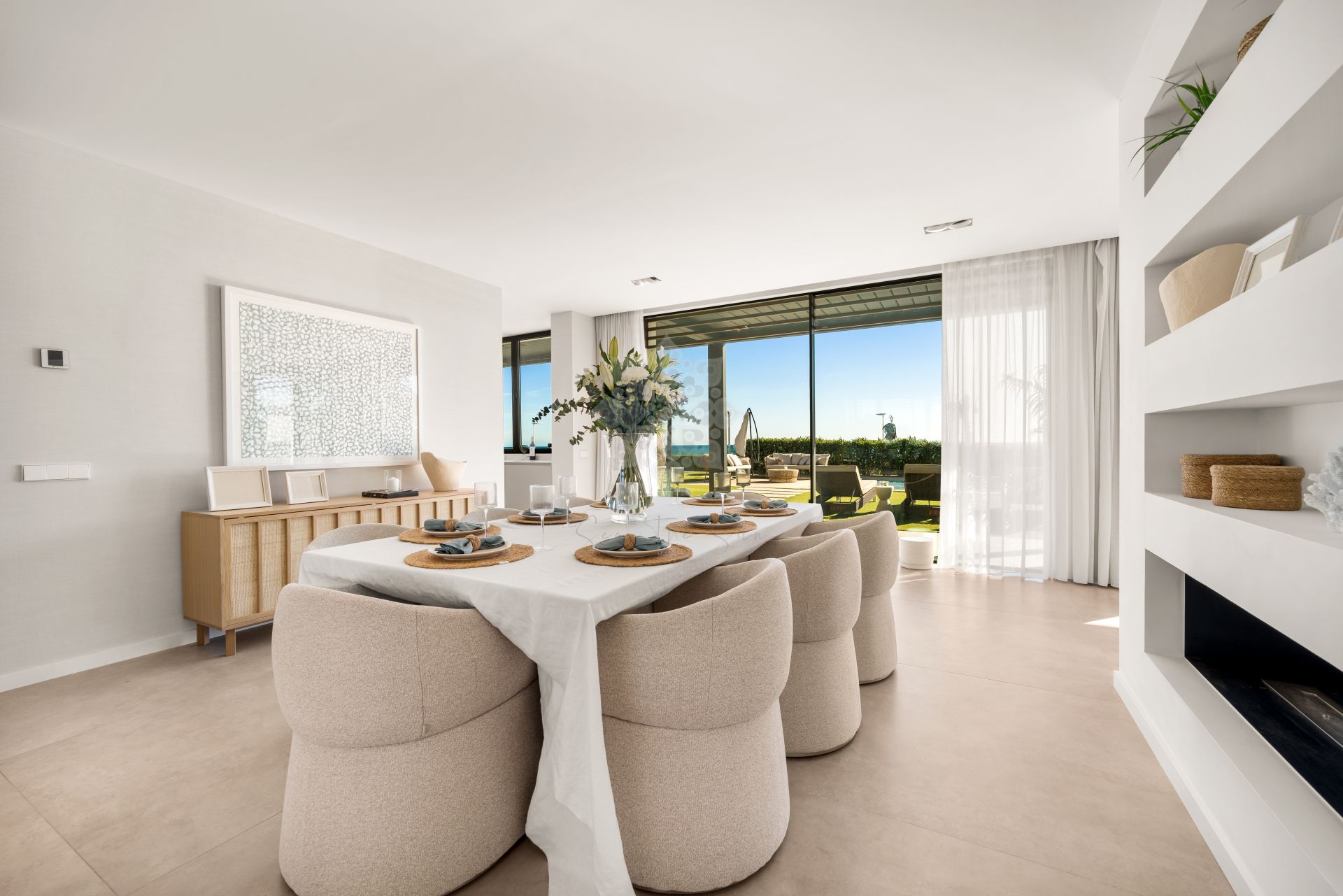 Villa in New Golden Mile, Estepona