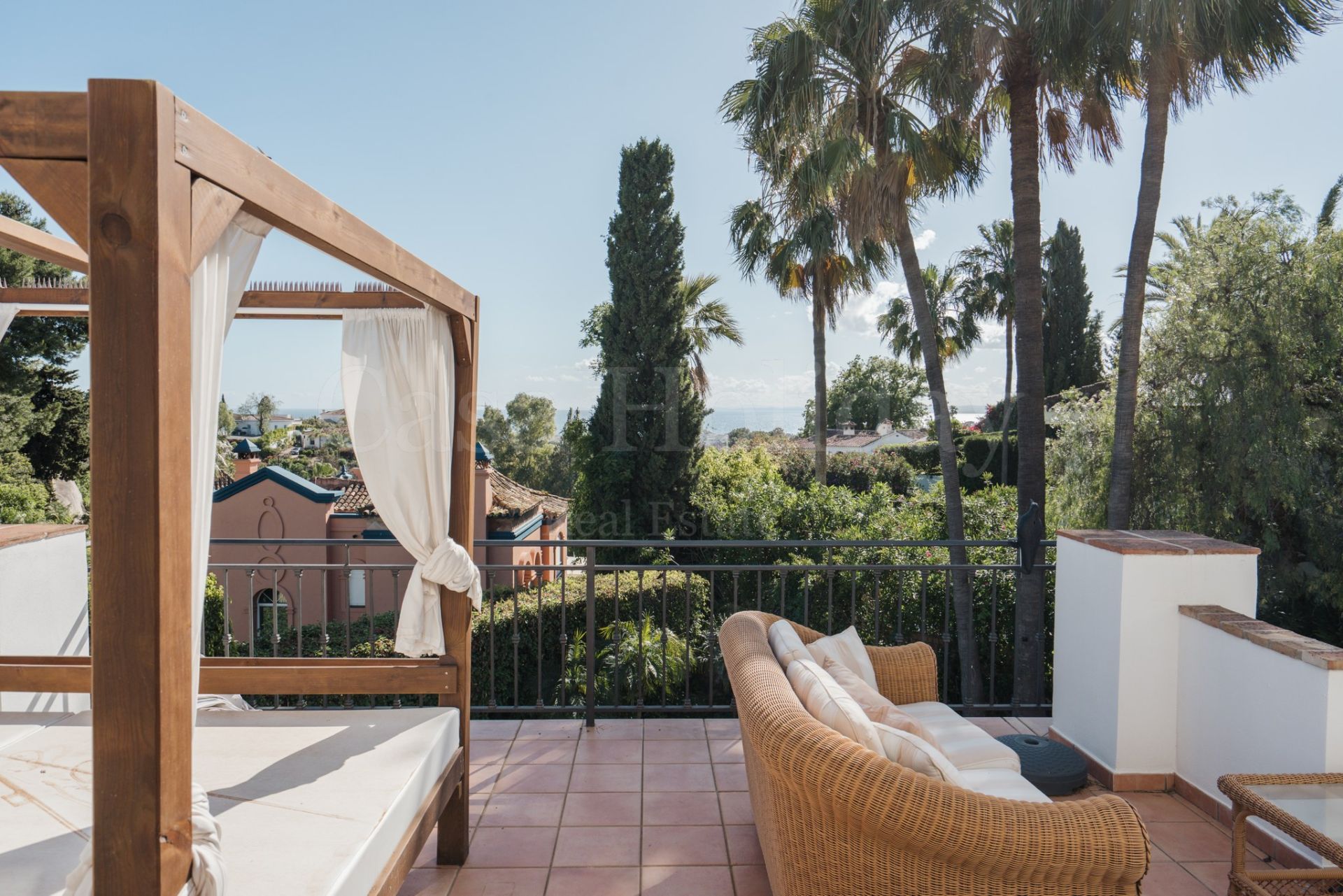 Villa in El Rosario, Marbella